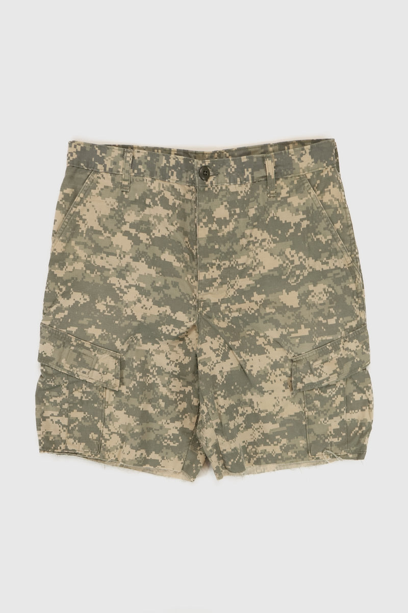 Vintage Cutoff Camo Cargo Shorts 03