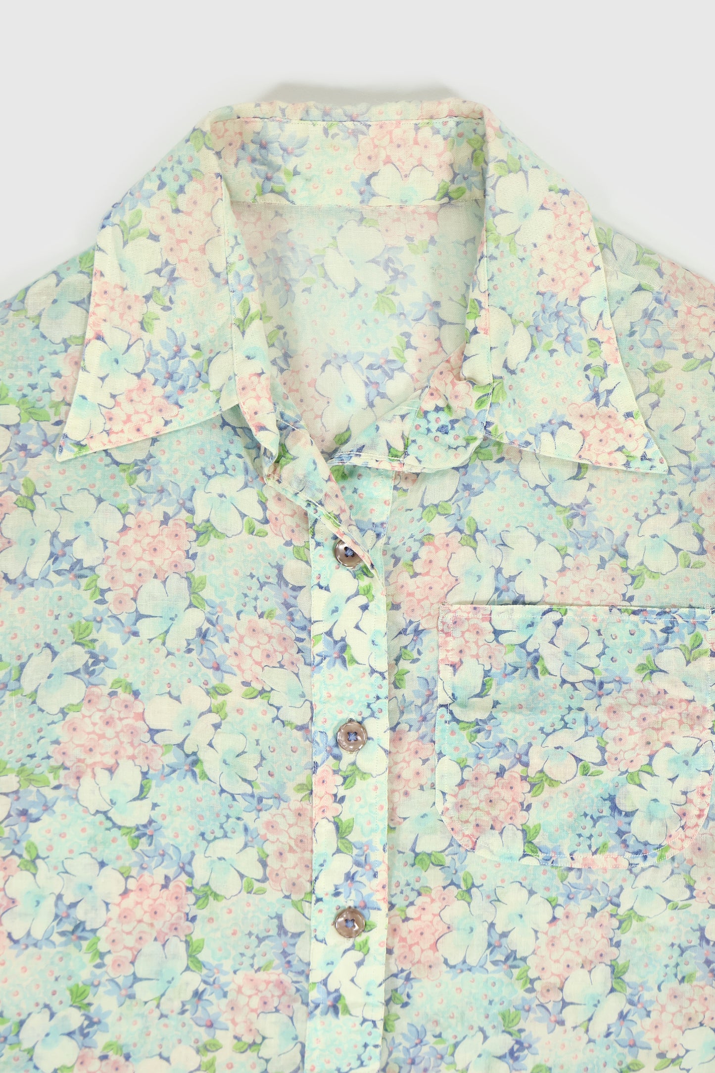 Vintage Lightweight Floral Pattern Button-Down Shirt Image 3