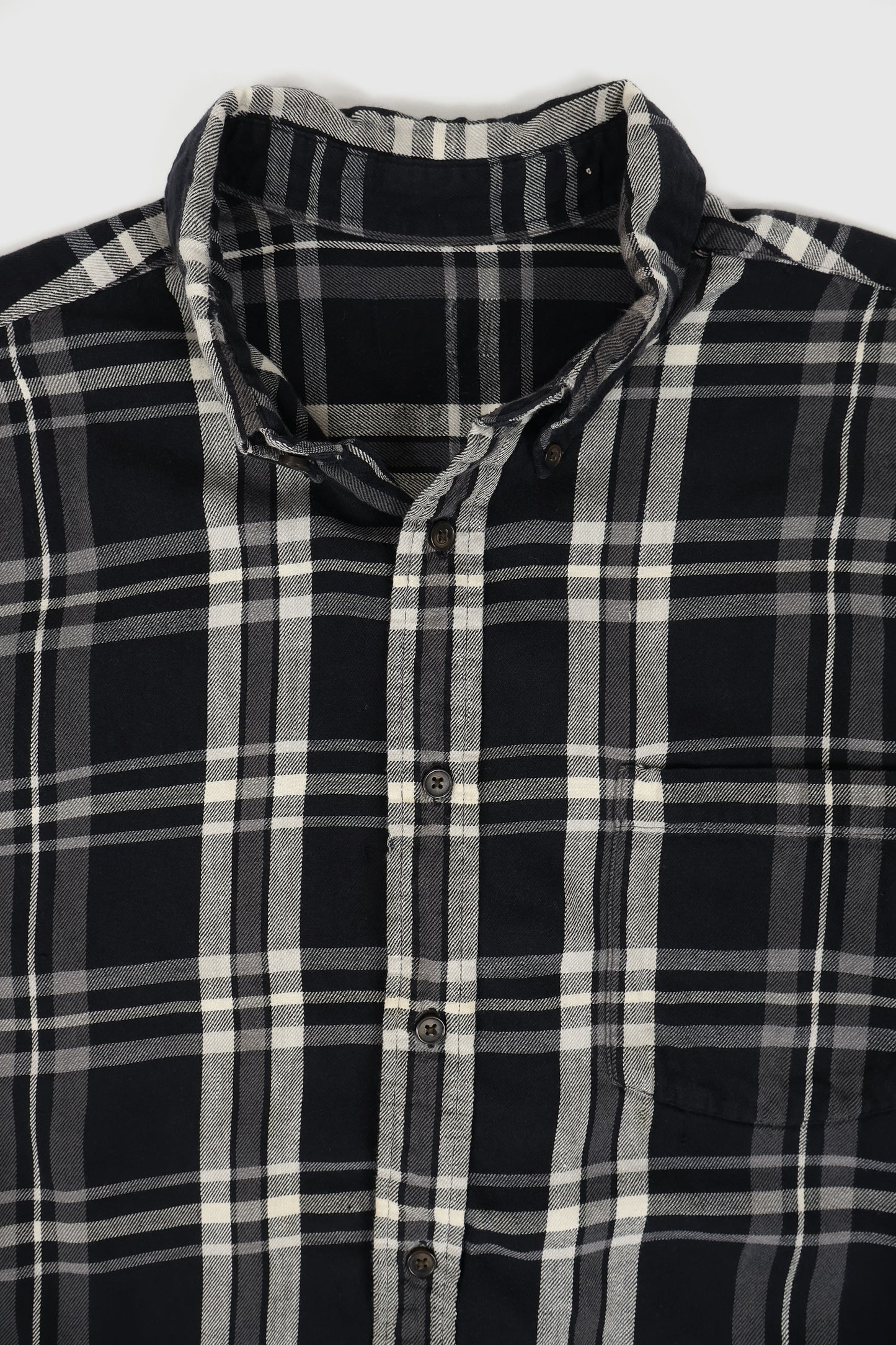 Vintage Black Plaid Button-Down Shirt Image 2