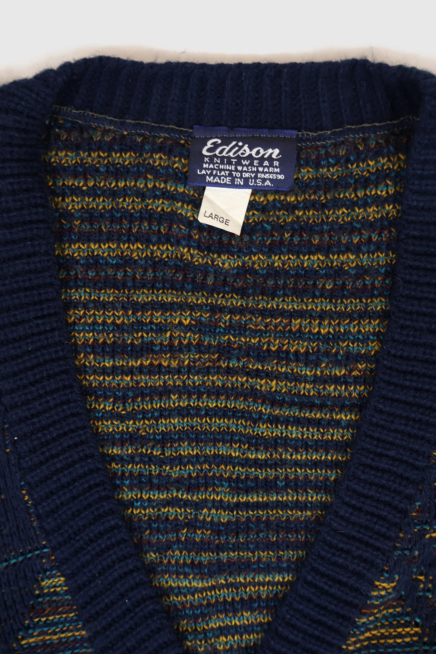 Vintage Cardigan Sweater 02 Image 3