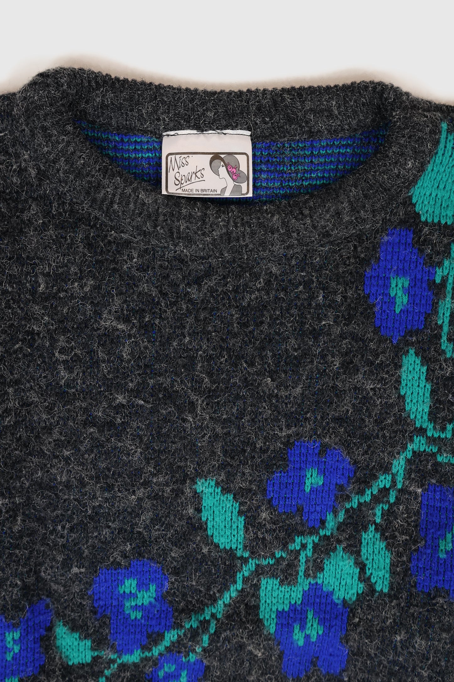 Vintage Flower Pattern Sweater Image 3