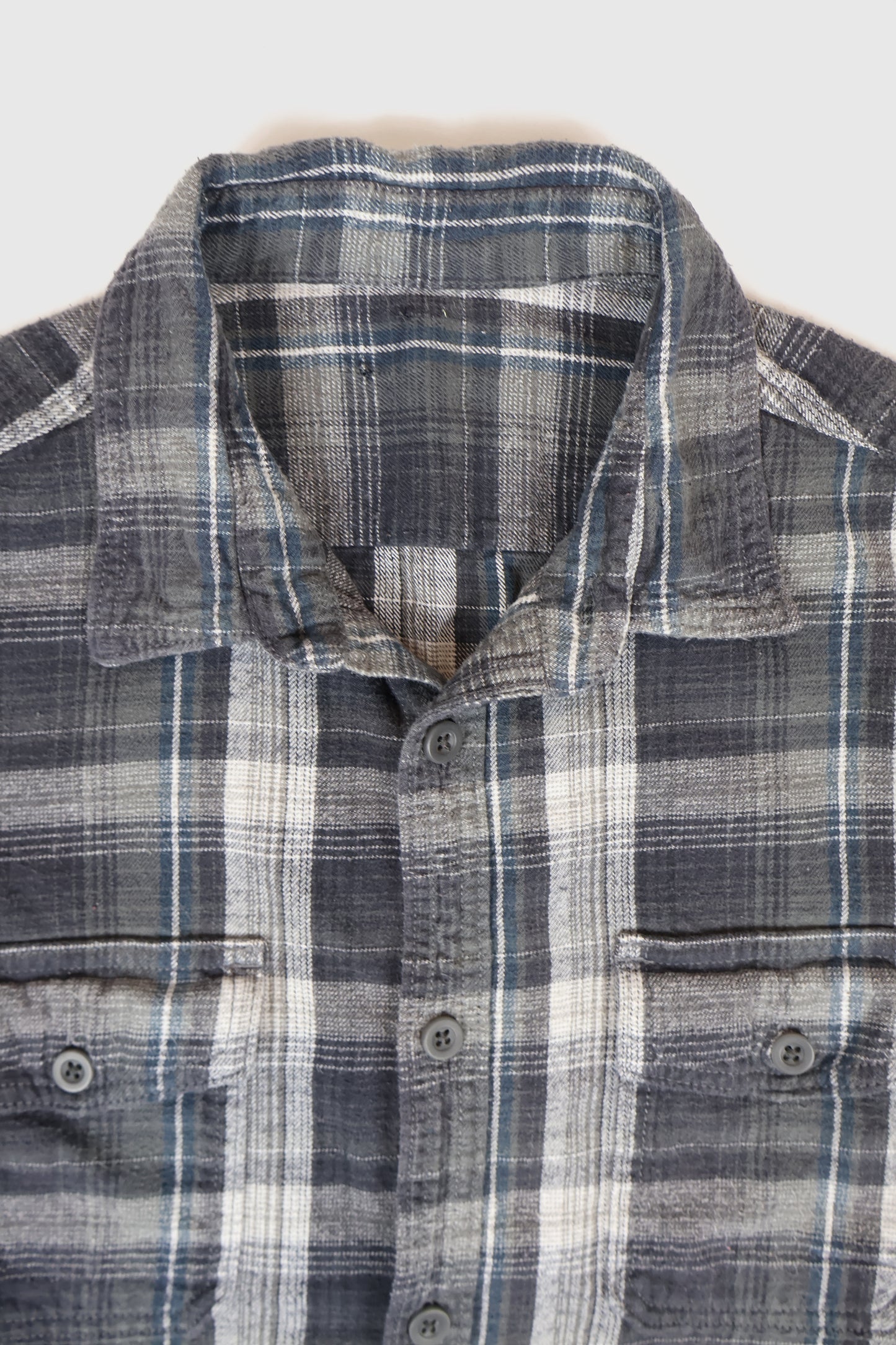 Vintage Grey Plaid Flannel Button-Down Shirt Image 2