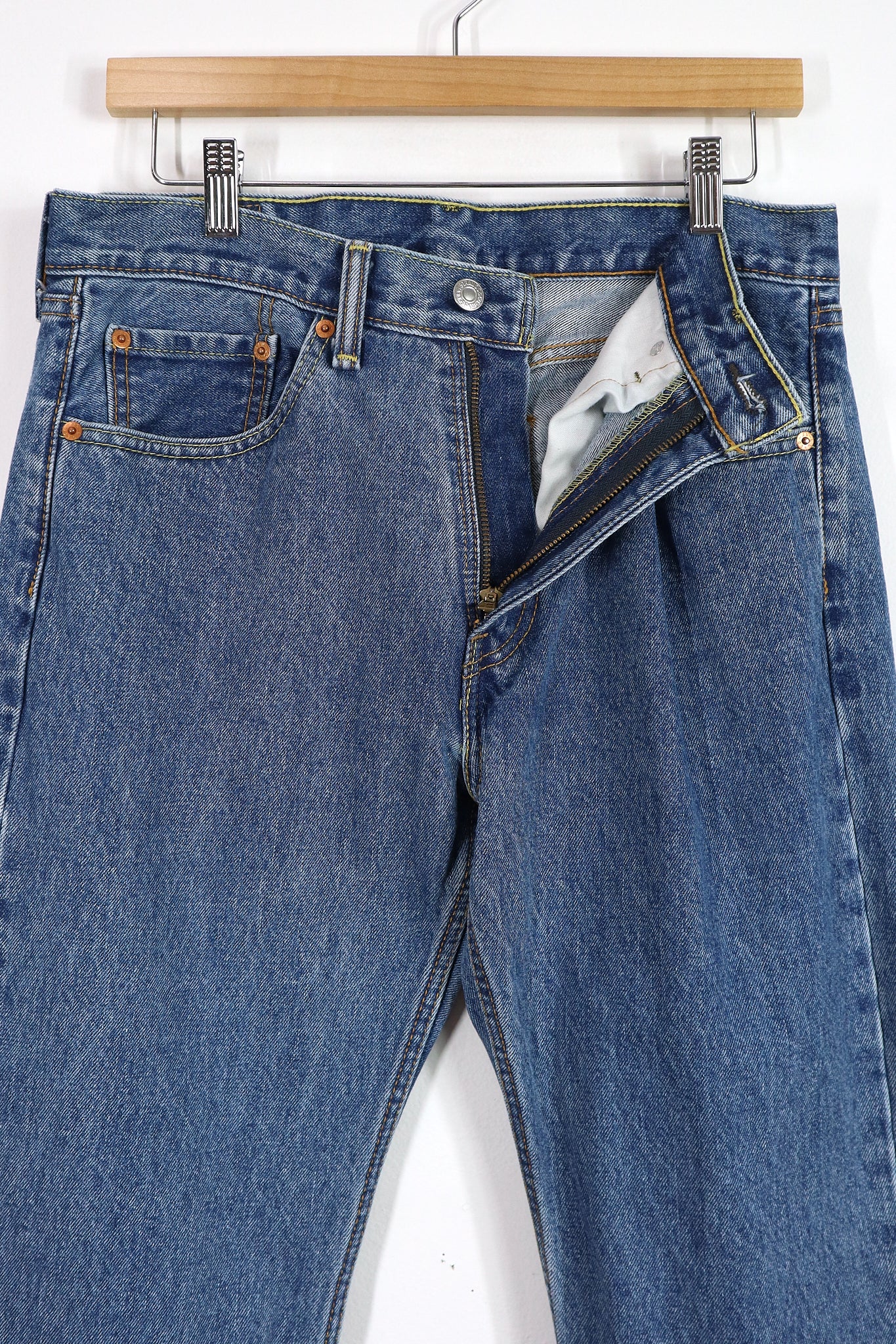 Vintage Levi's 505 Jeans