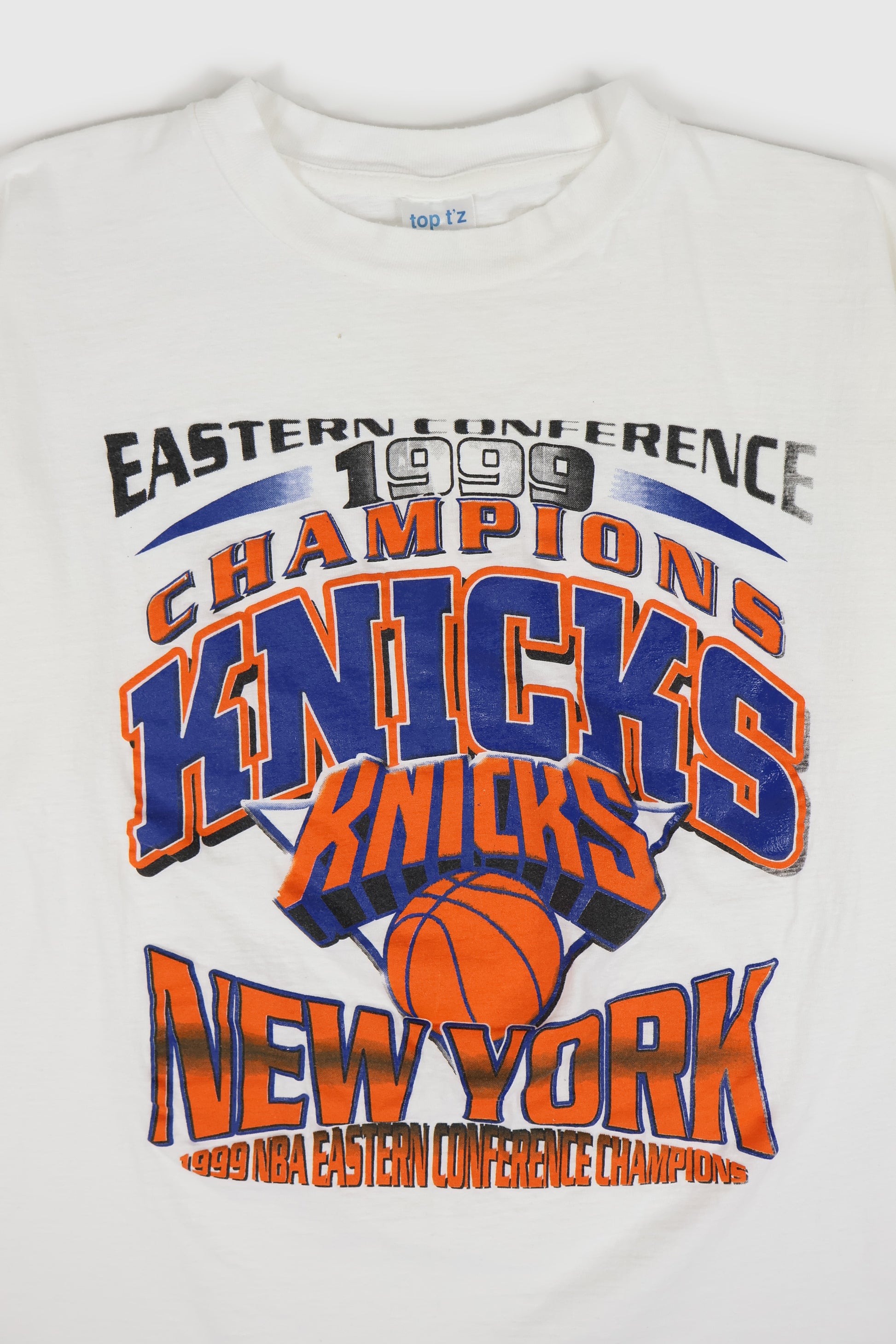 Vintage 1999 New York Knicks Tee Image 1