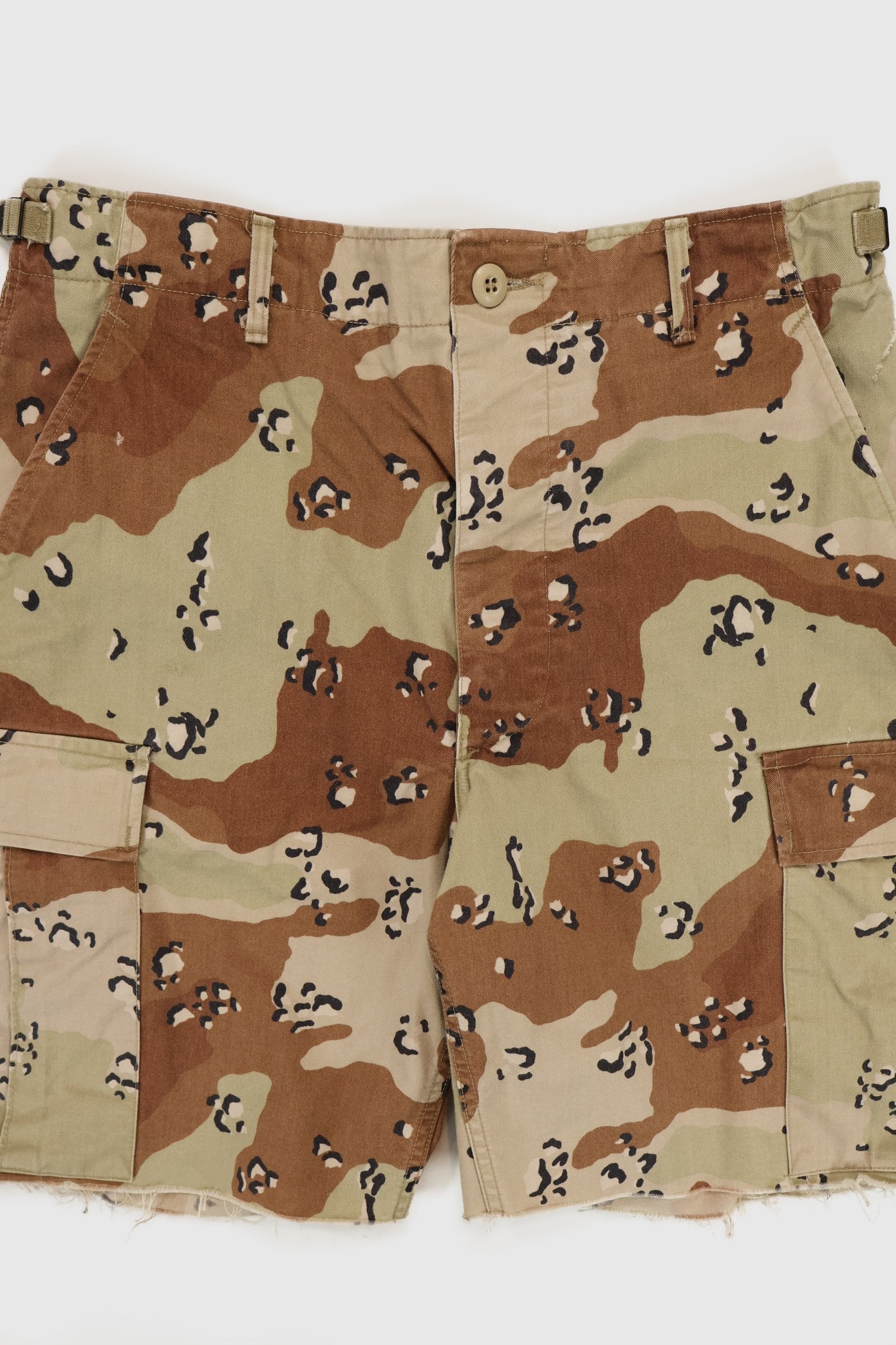 Vintage Cutoff Camo Cargo Shorts 01 Image 1