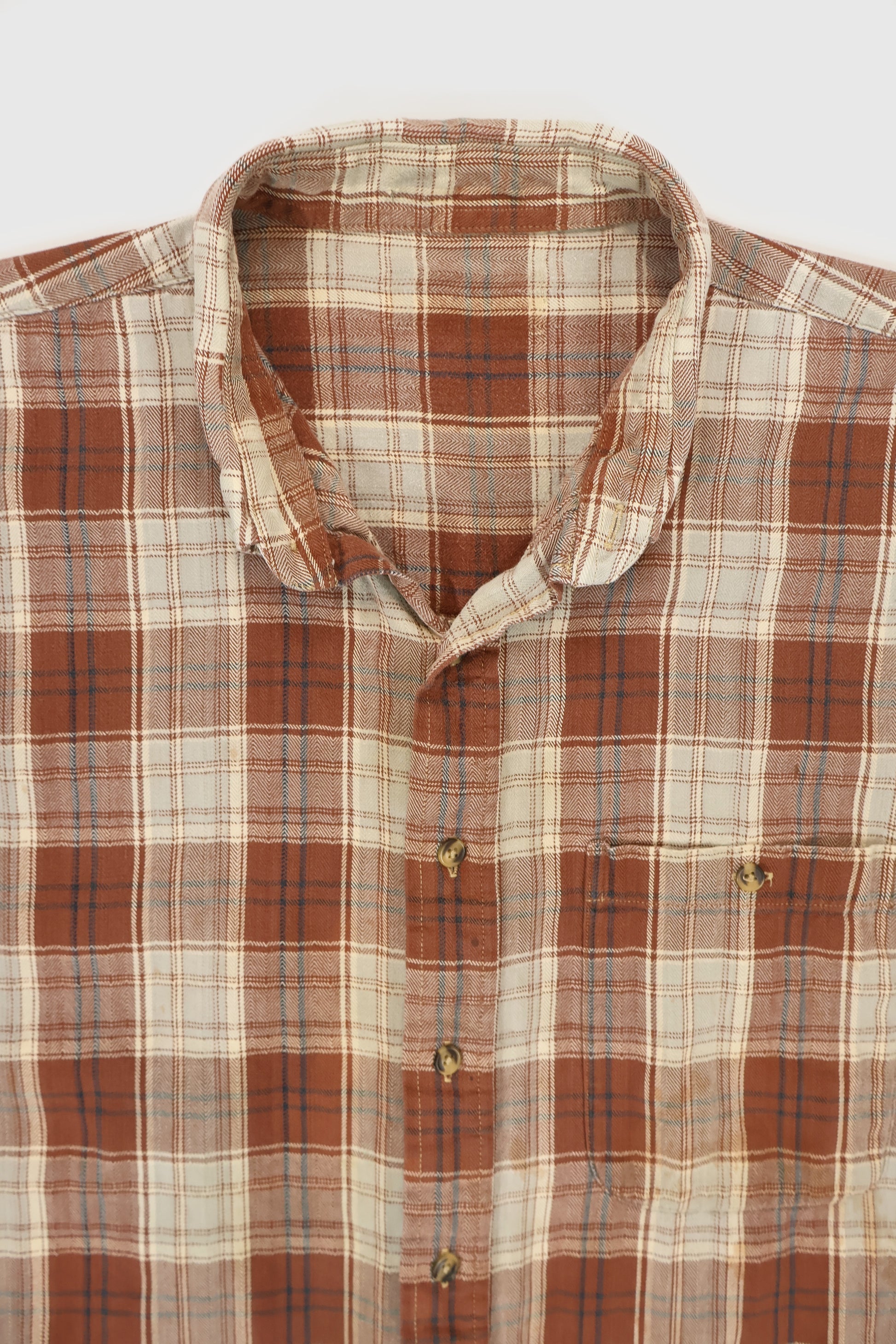 Vintage Sleeveless Button-Down Shirt Image 2