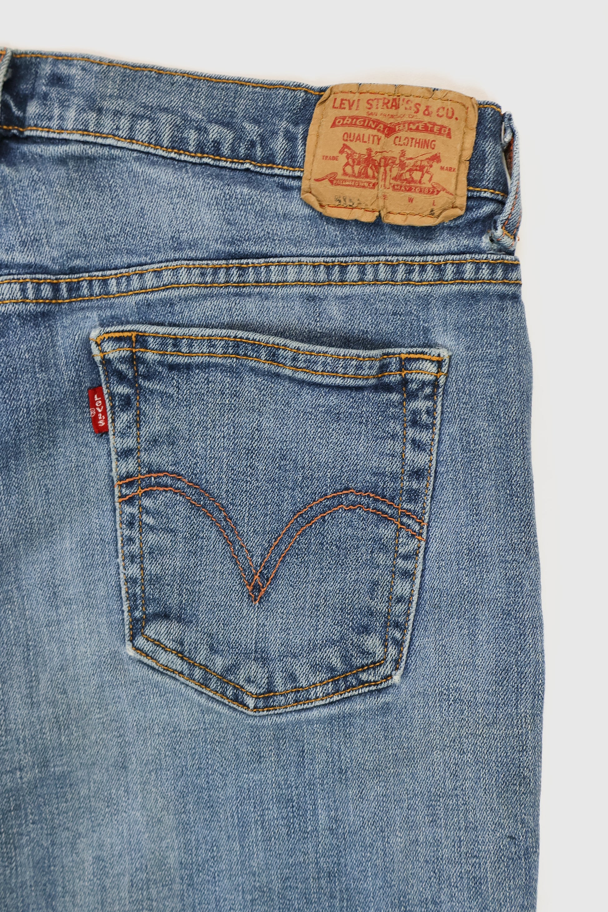 Vintage Y2K Levi's Low Rise Jorts Image 2