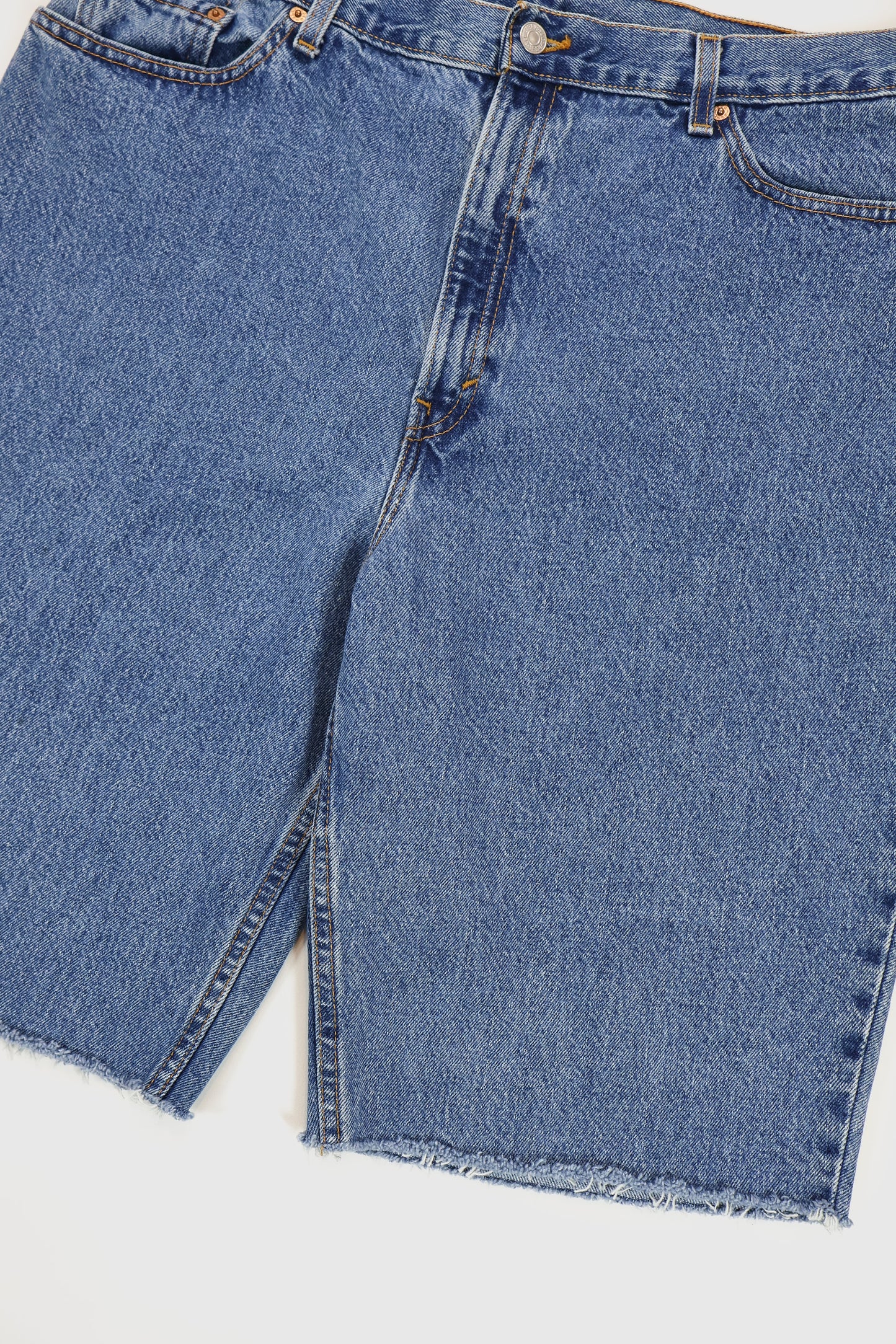 Vintage Levi's Relaxed Fit Jorts Image 4