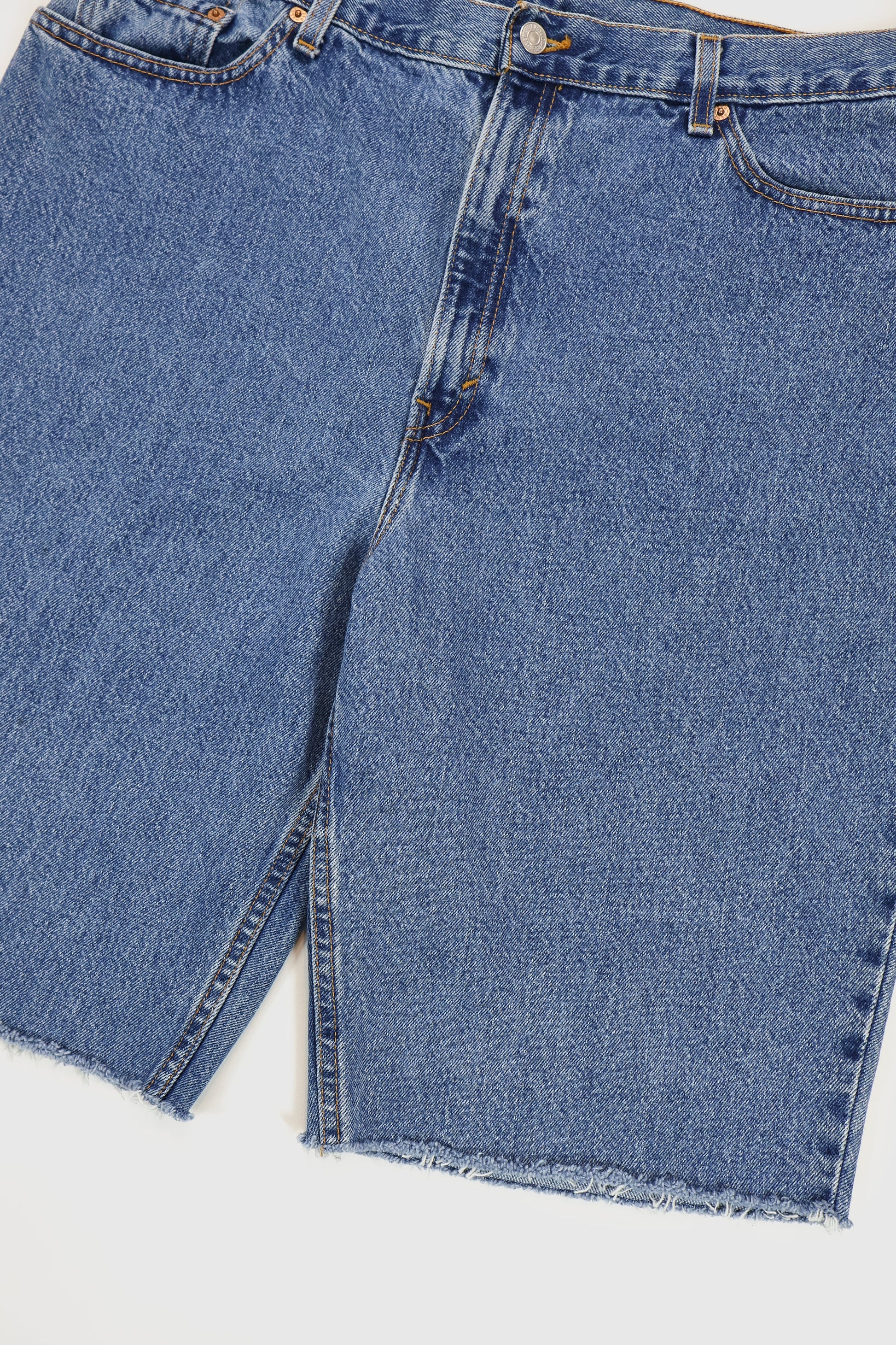 Vintage Levi's Relaxed Fit Jorts Image 4