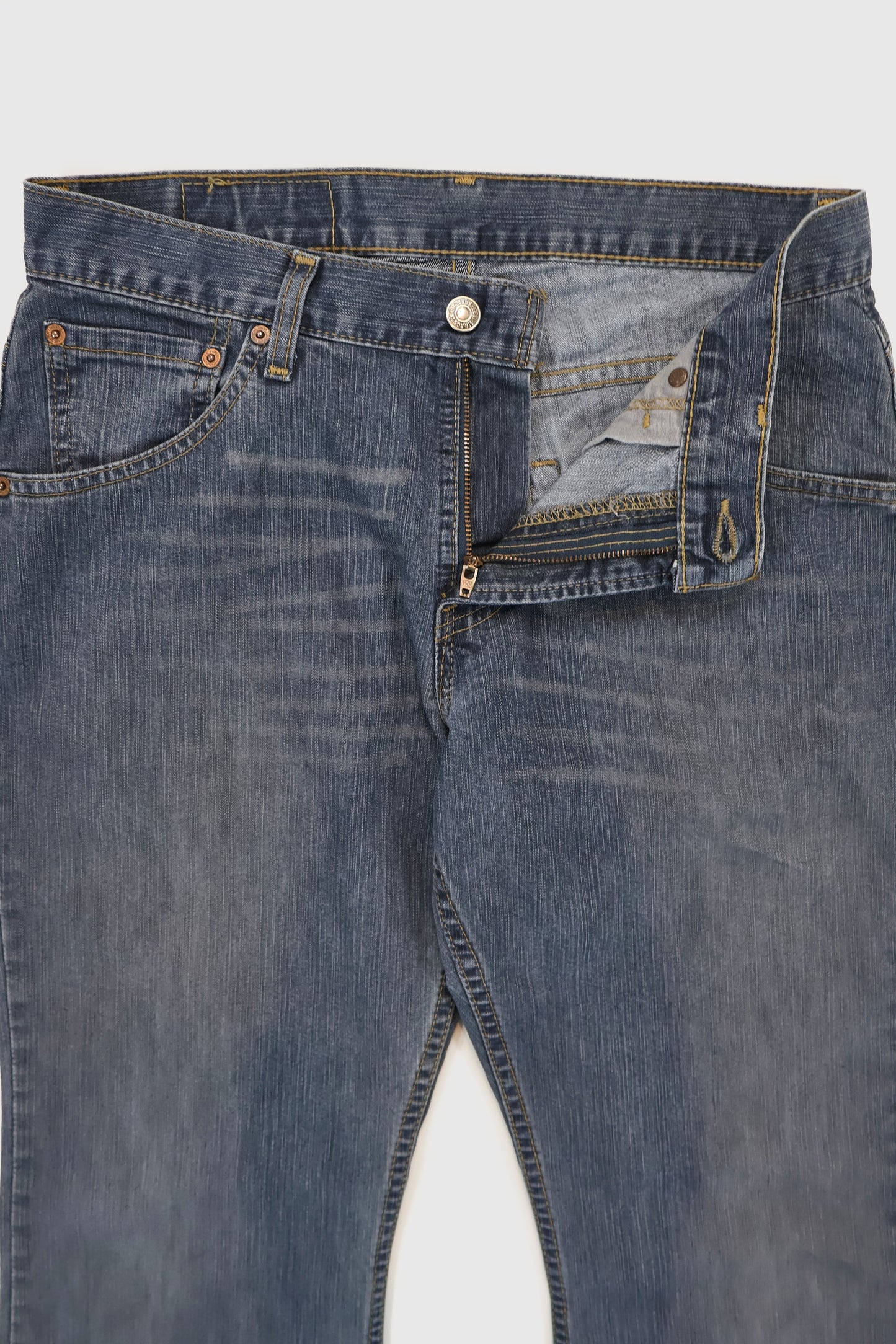 Vintage Levi's 505 Straight  Fit Jeans Image 2