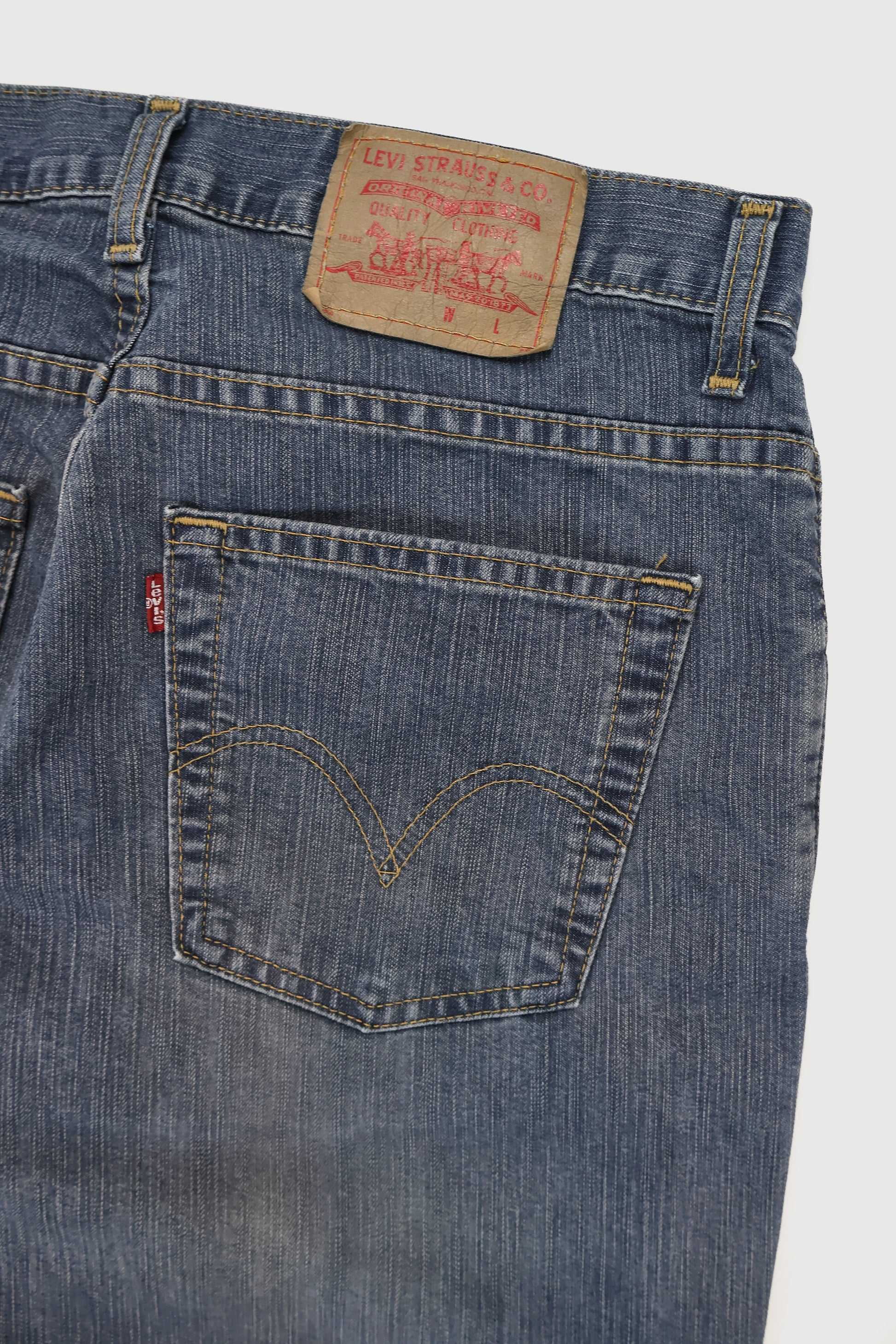 Vintage Levi's 505 Straight  Fit Jeans Image 3
