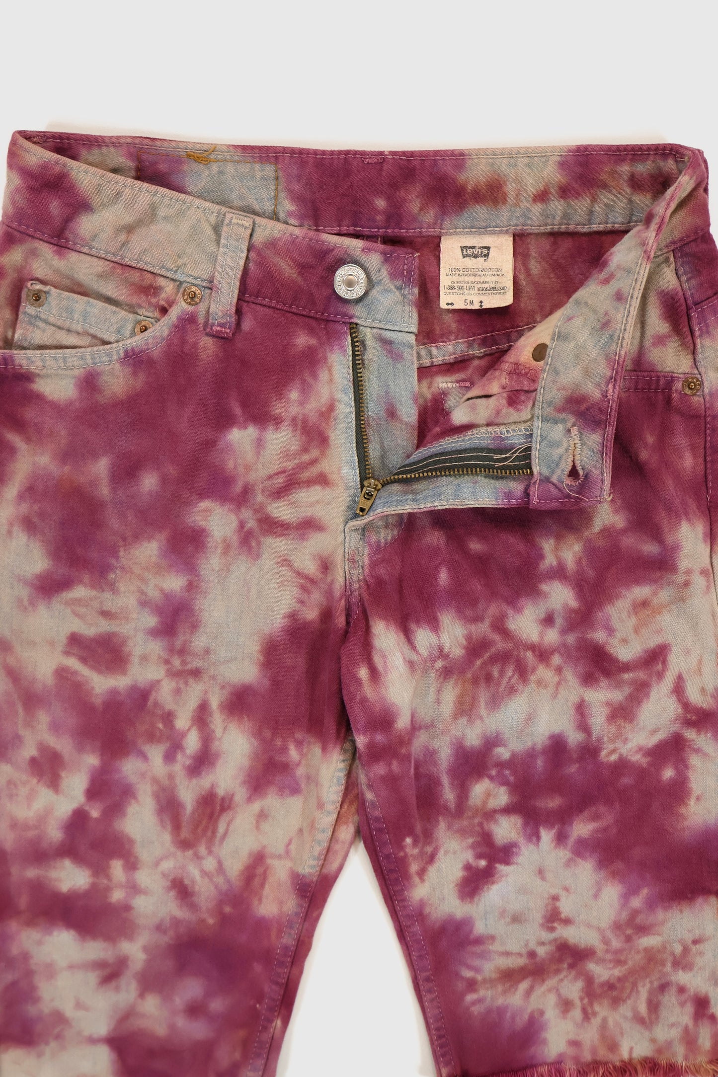 Vintage Levi's Skinny Fit Jorts Image 2