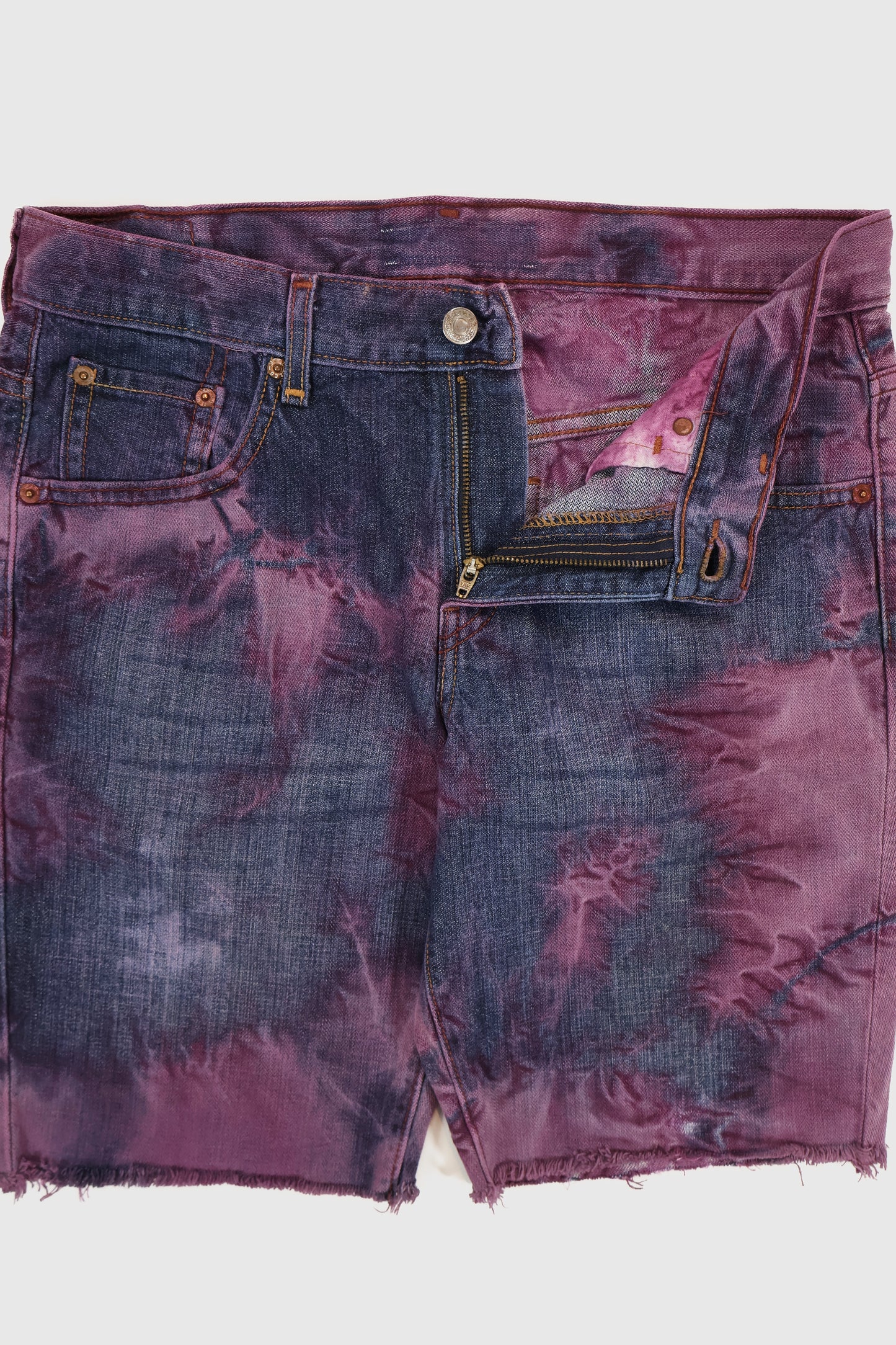 Vintage Levi's Relaxed Fit Jorts Image 2