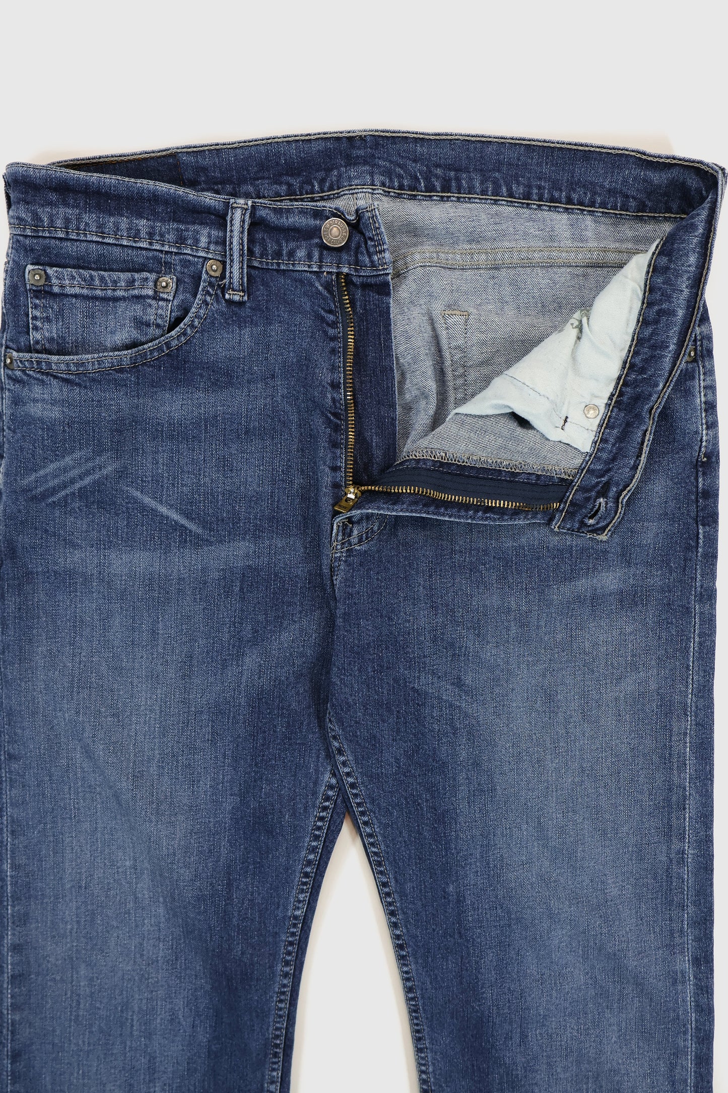 Vintage Levi's 505 Straight Fit Jeans Image 3