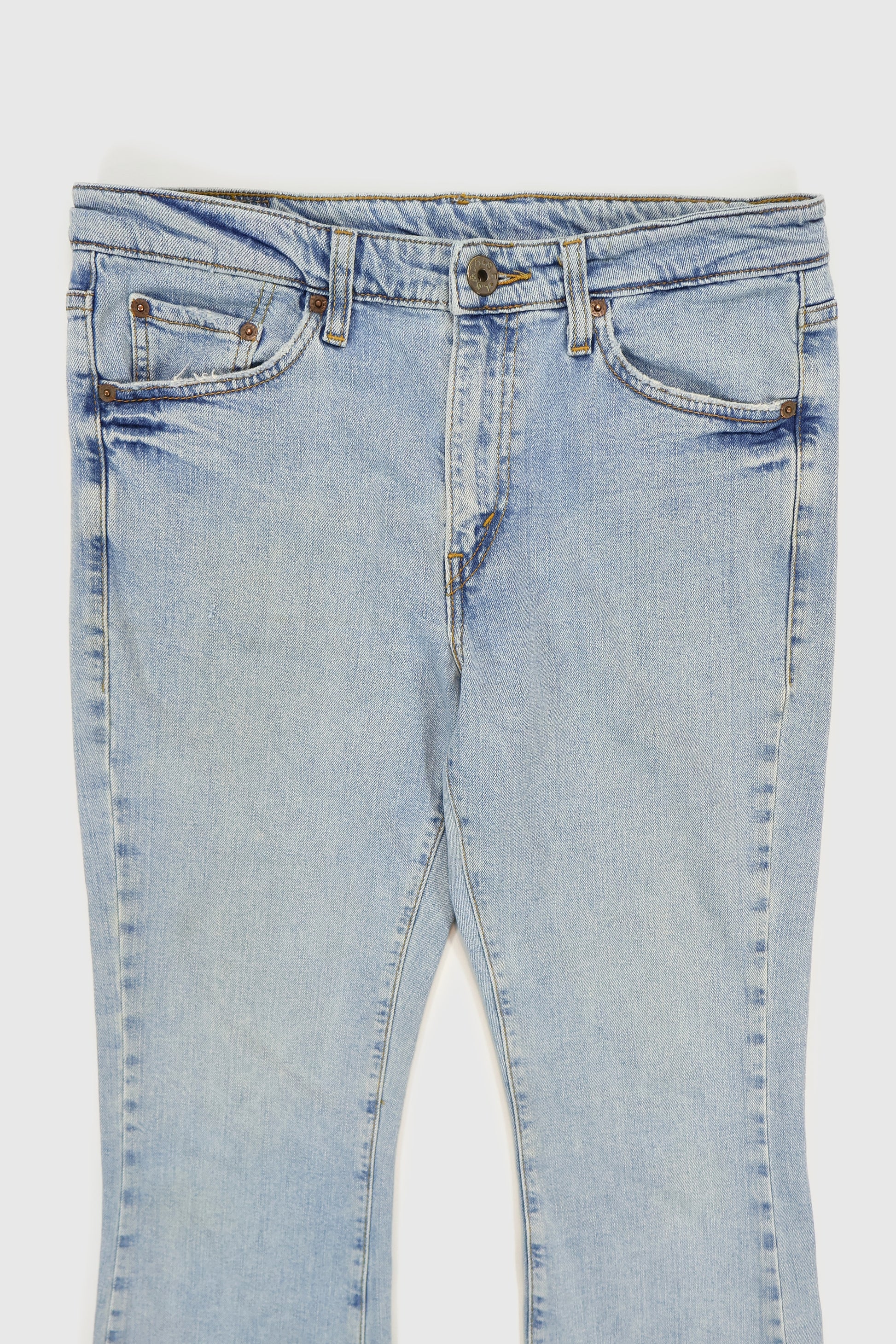 Y2K Levi's Flare Jeans Image 2