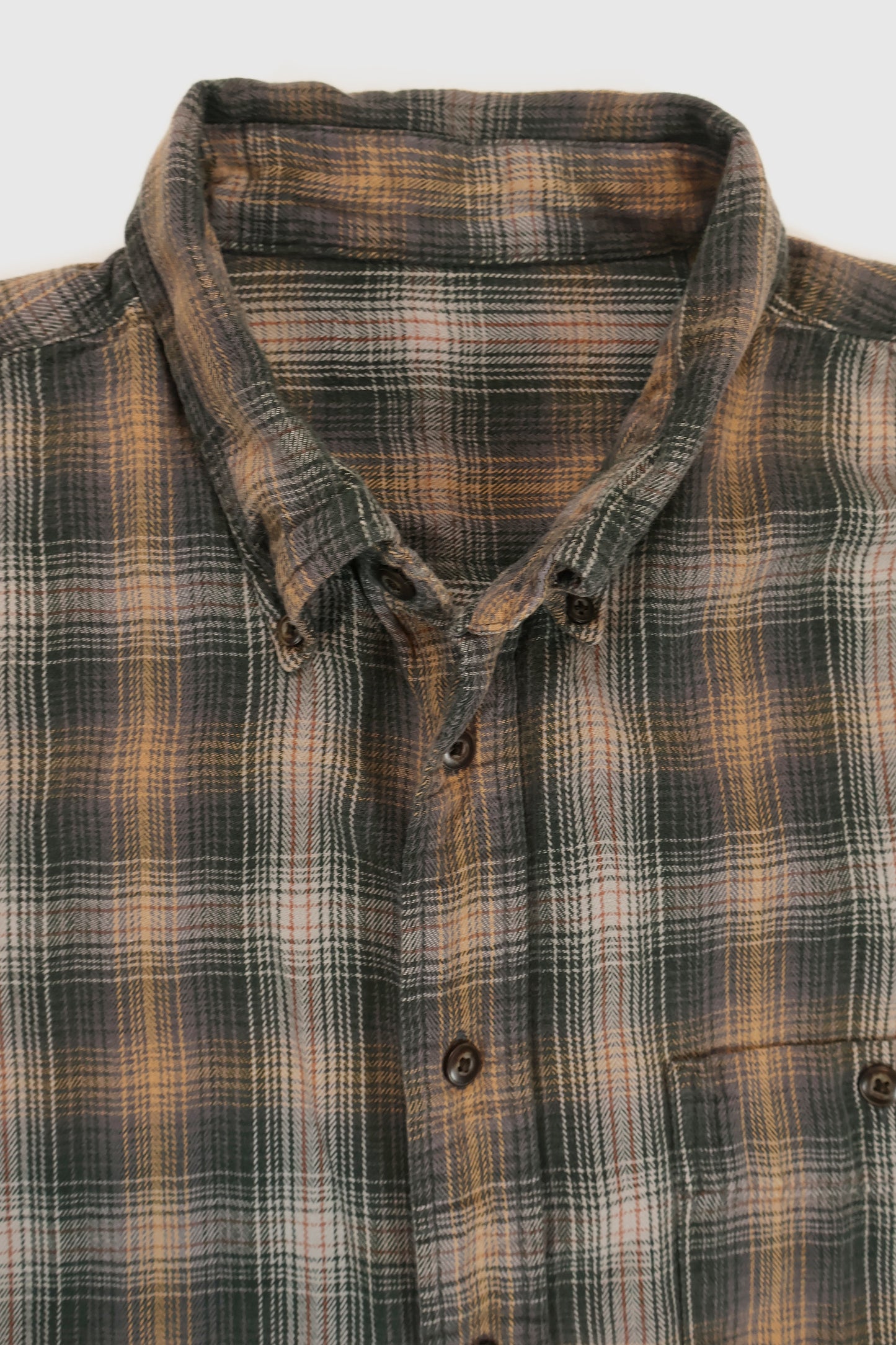 Vintage Button-Down Shirt Image 2