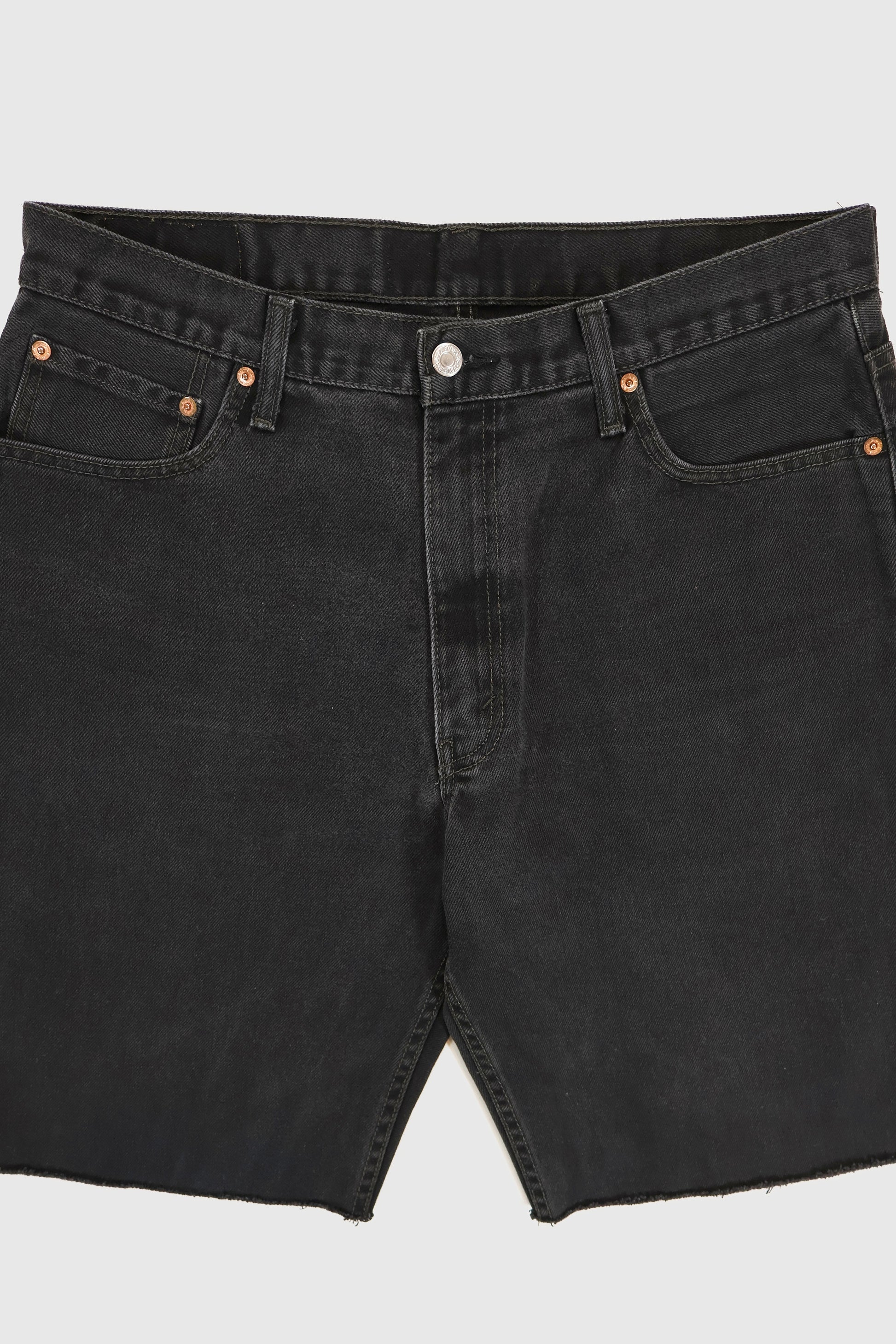 Vintage Levi's Black Relaxed Fit Shorts Image 1