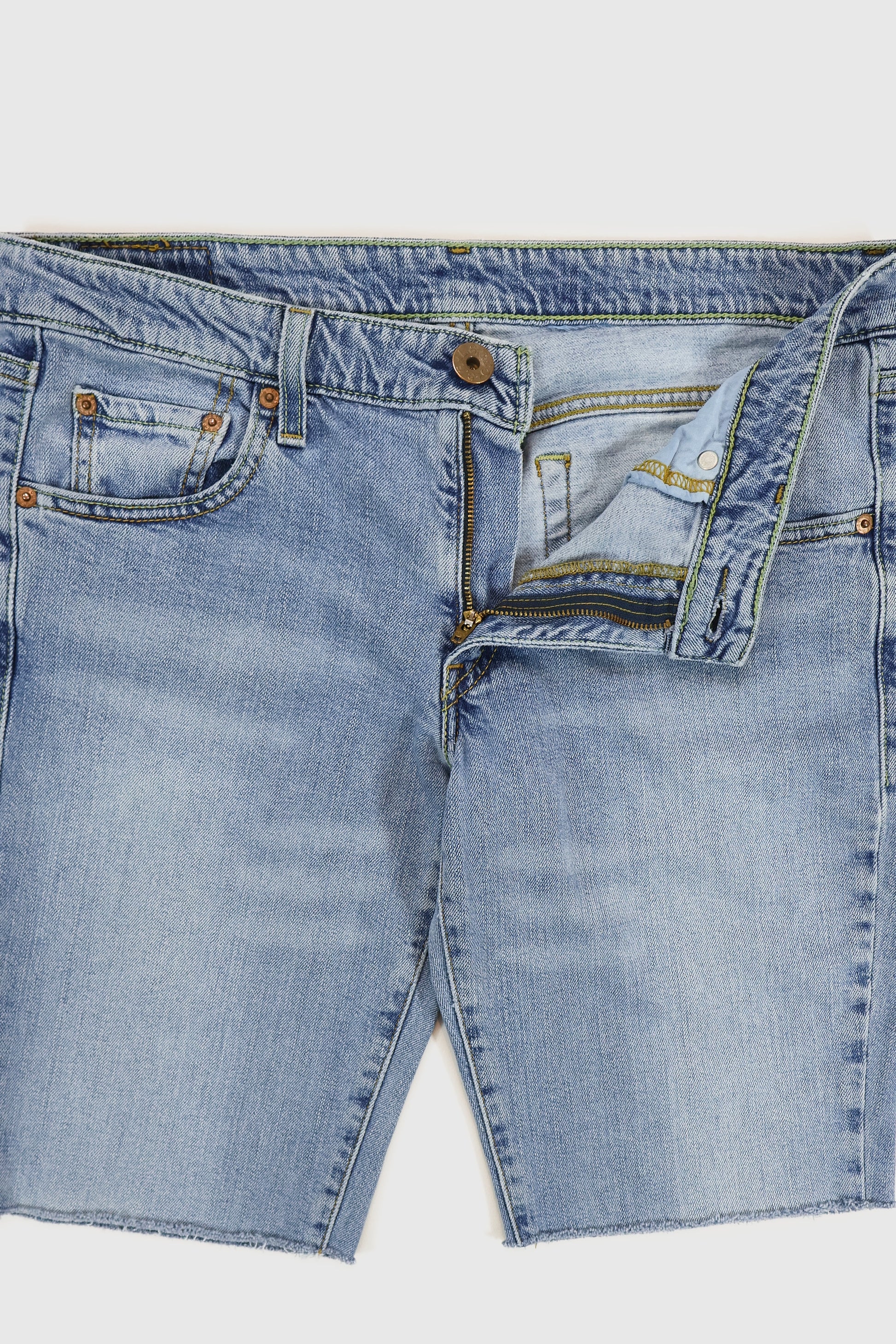 Vintage Y2K Levi's Low Rise Jeans Image 2