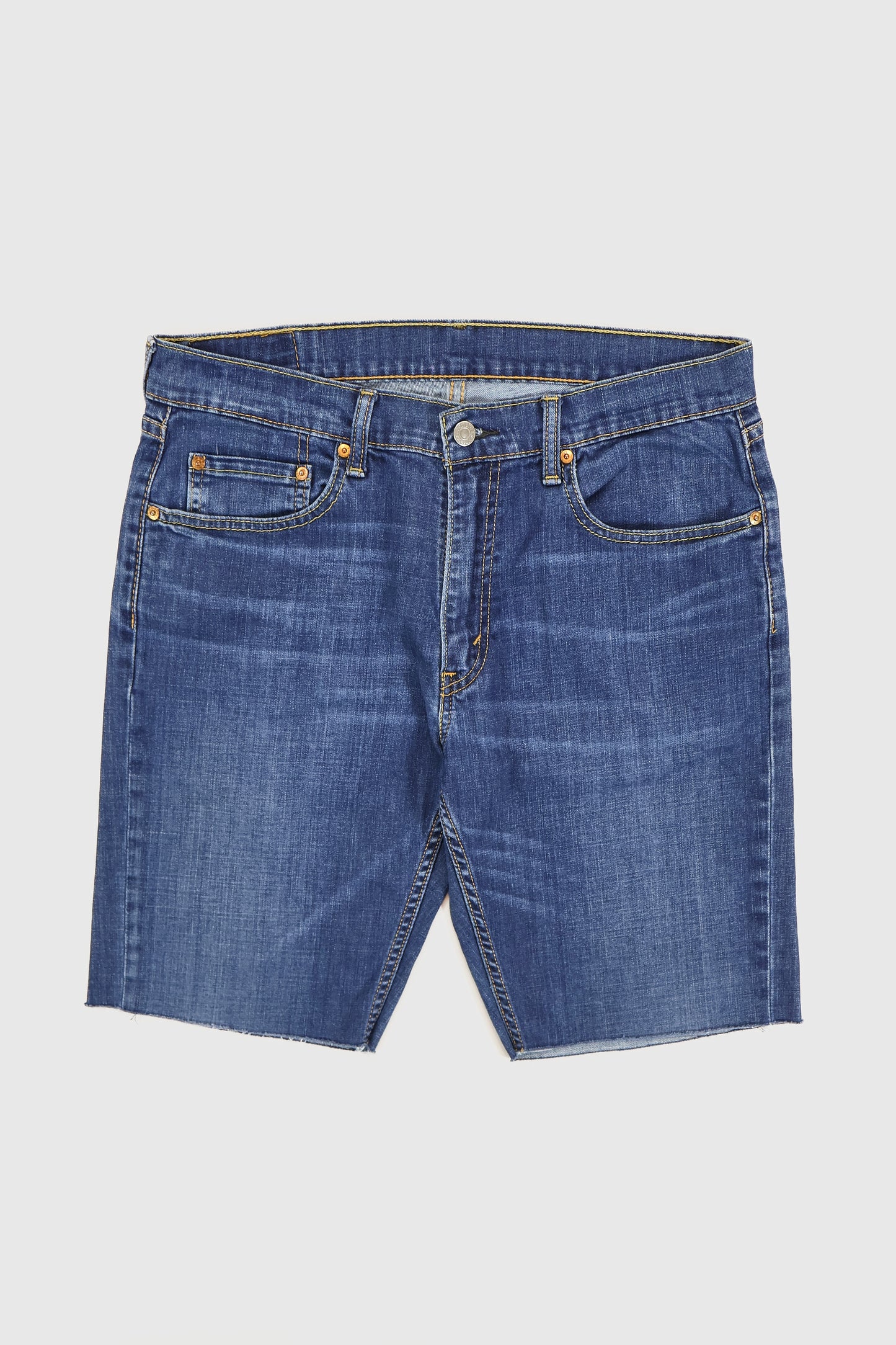 Vintage Levi's 559 Relaxed Fit Jorts Image 0