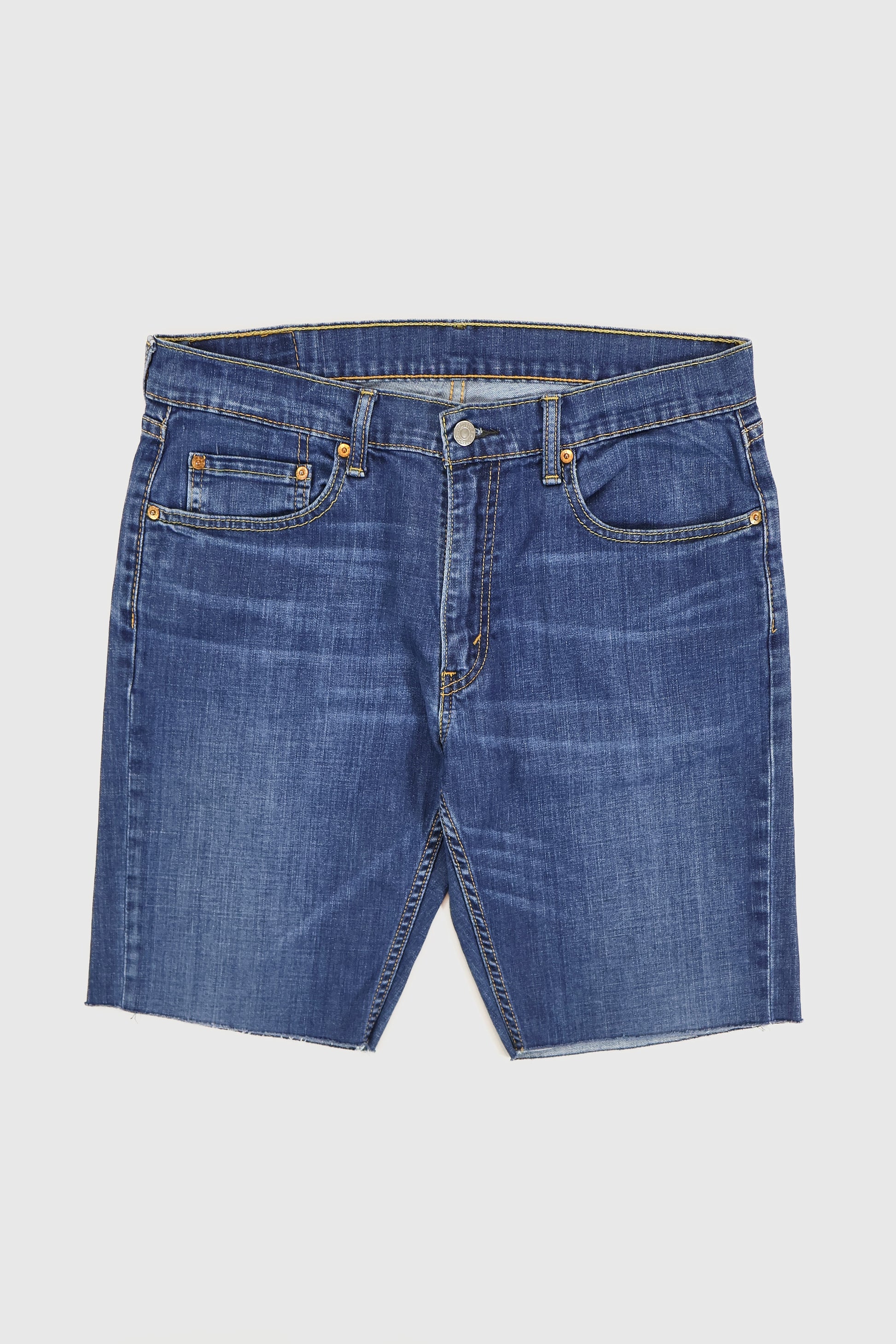 Vintage Levi's 559 Relaxed Fit Jorts Image 0