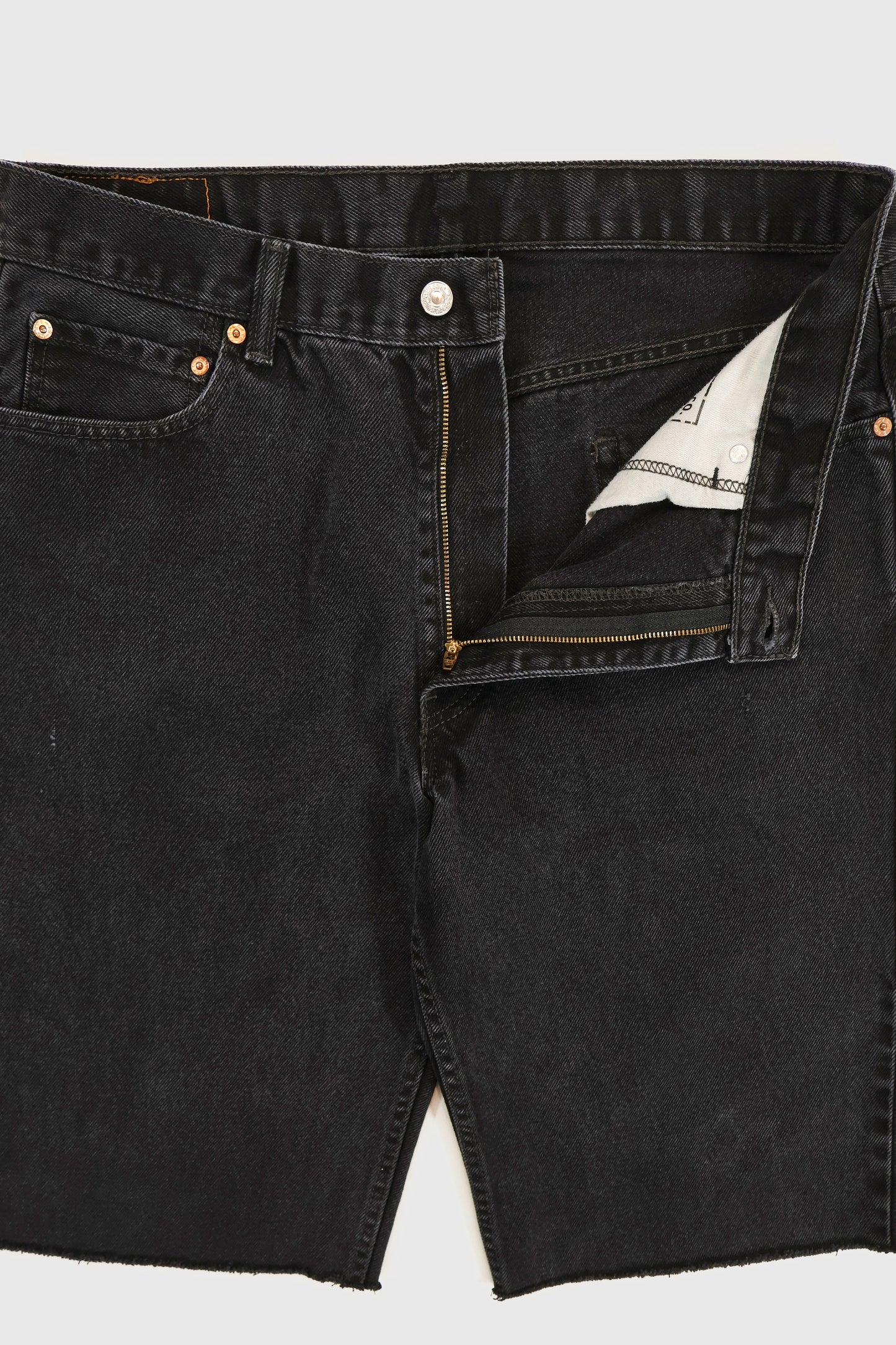 Vintage Levi's 550 Jorts Image 2