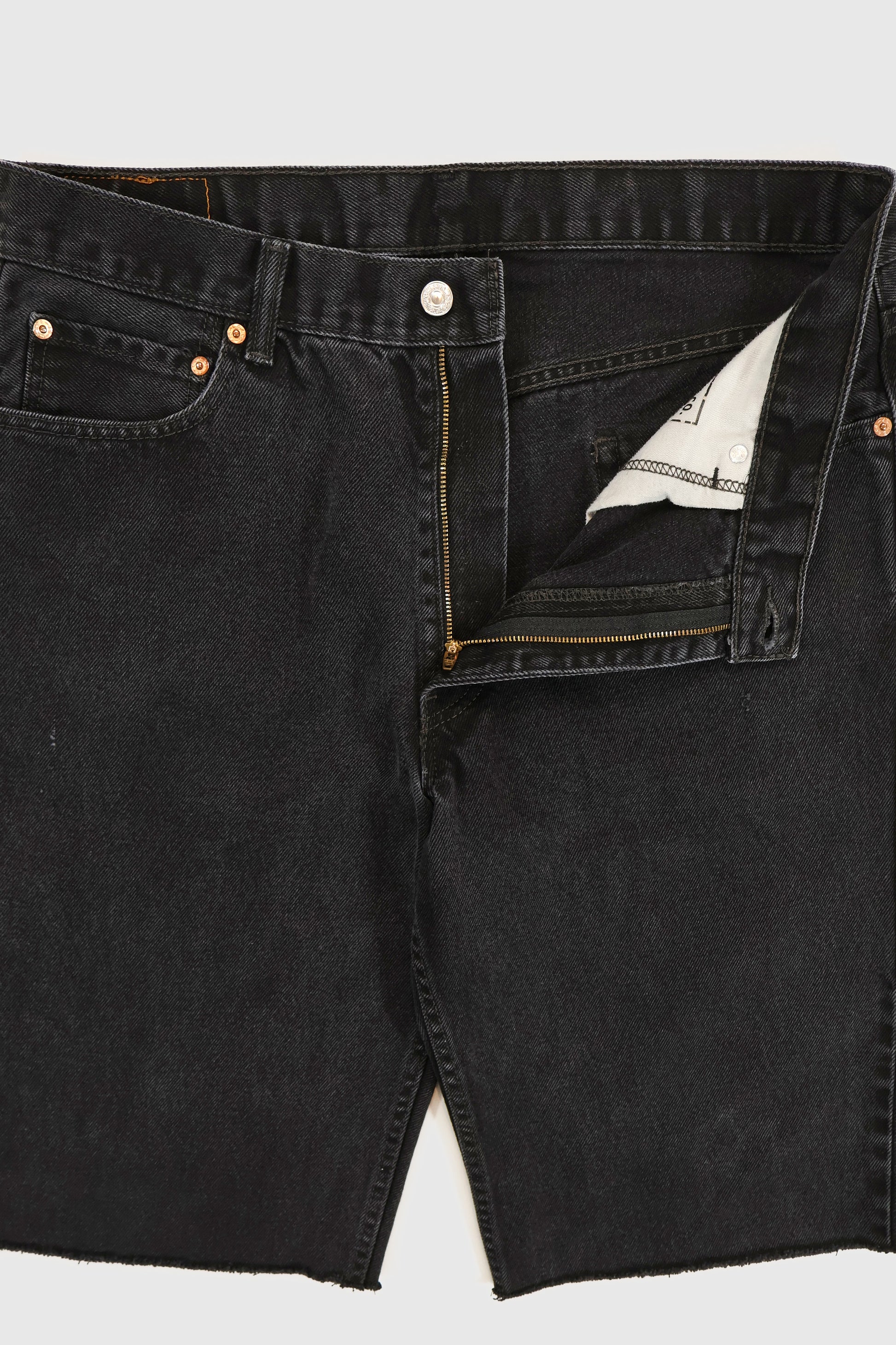 Vintage Levi's 550 Jorts Image 2