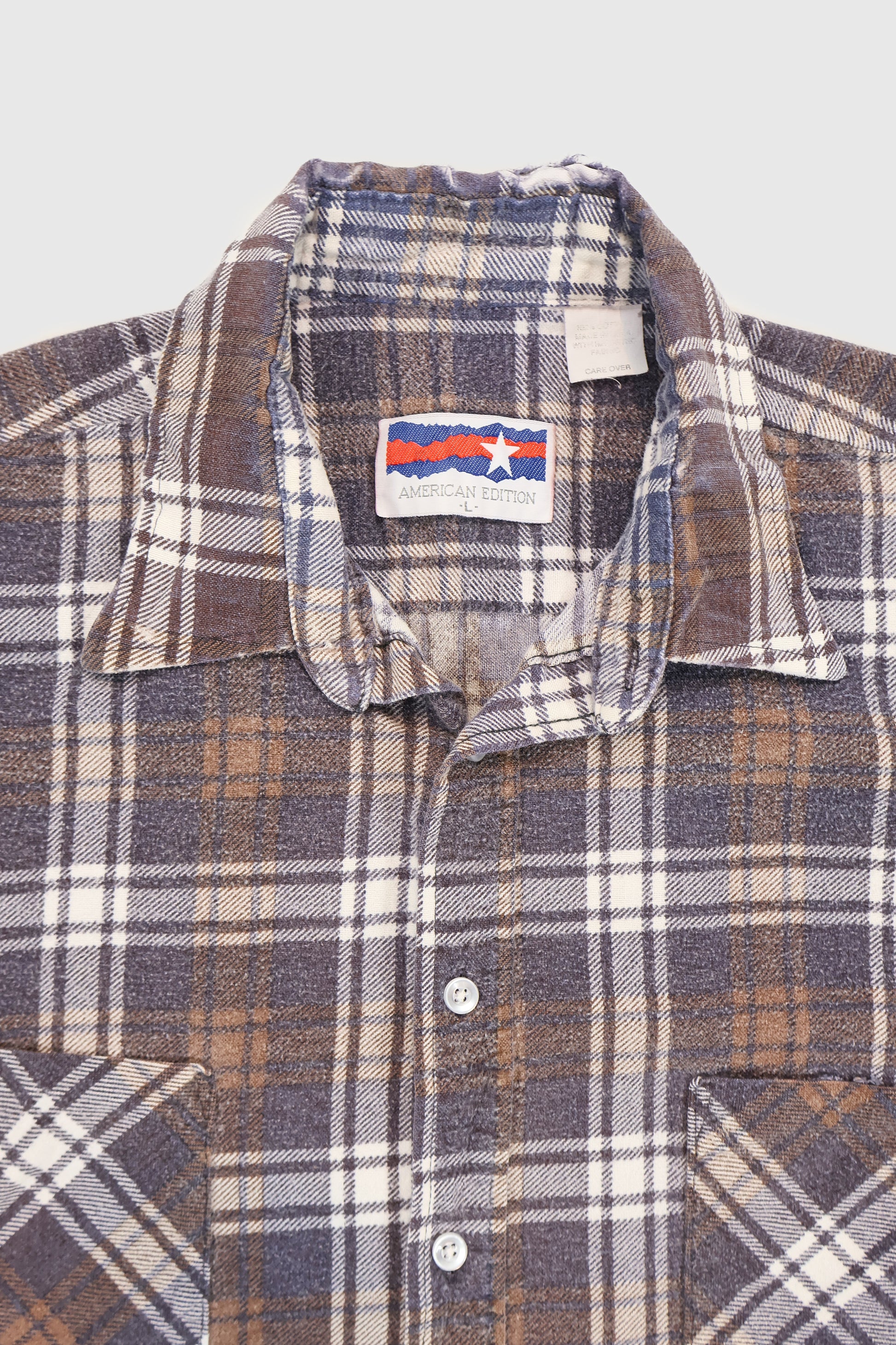 Vintage Blue Plaid Button-Down Shirt Image 2