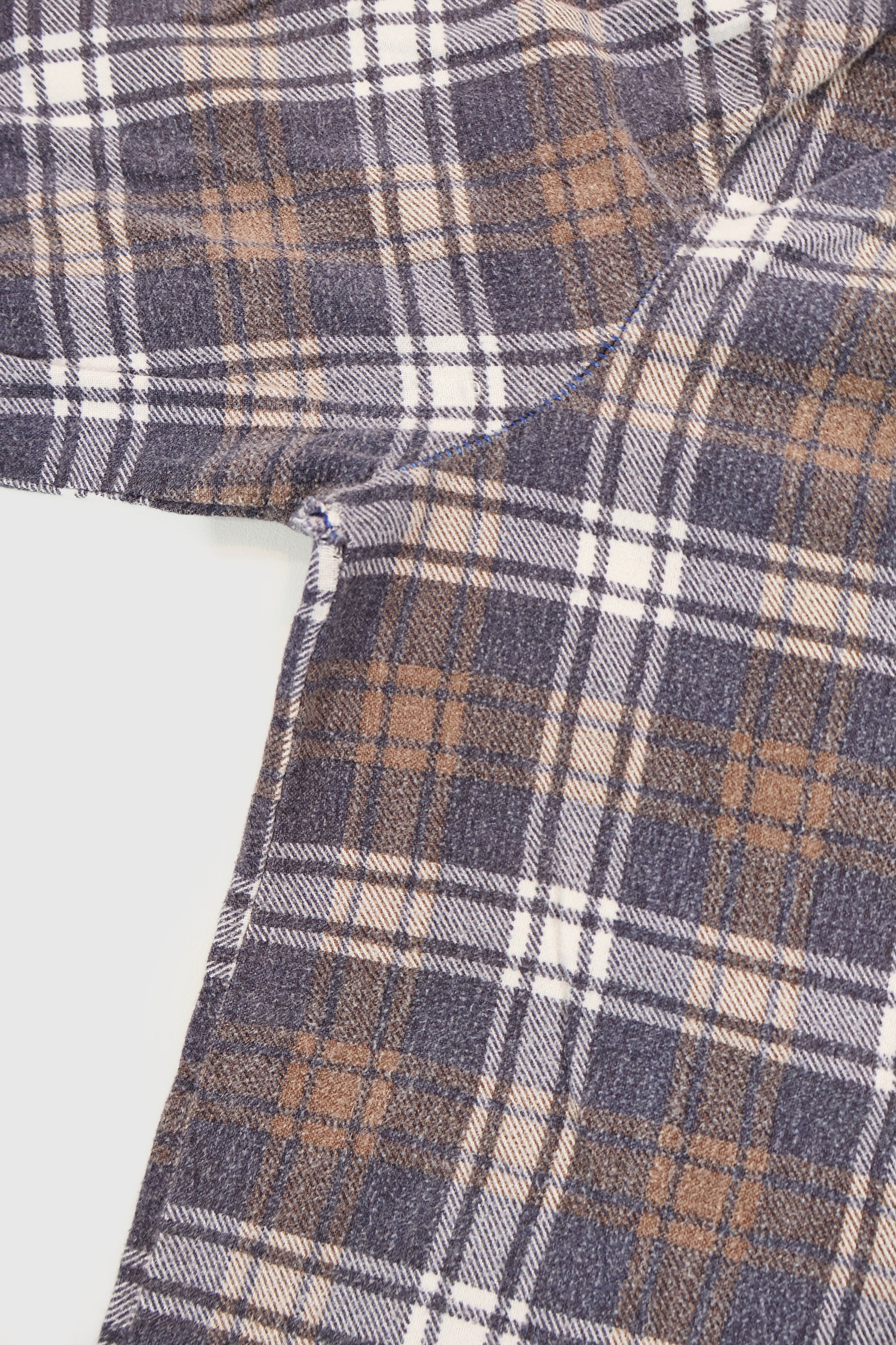 Vintage Blue Plaid Button-Down Shirt Image 6