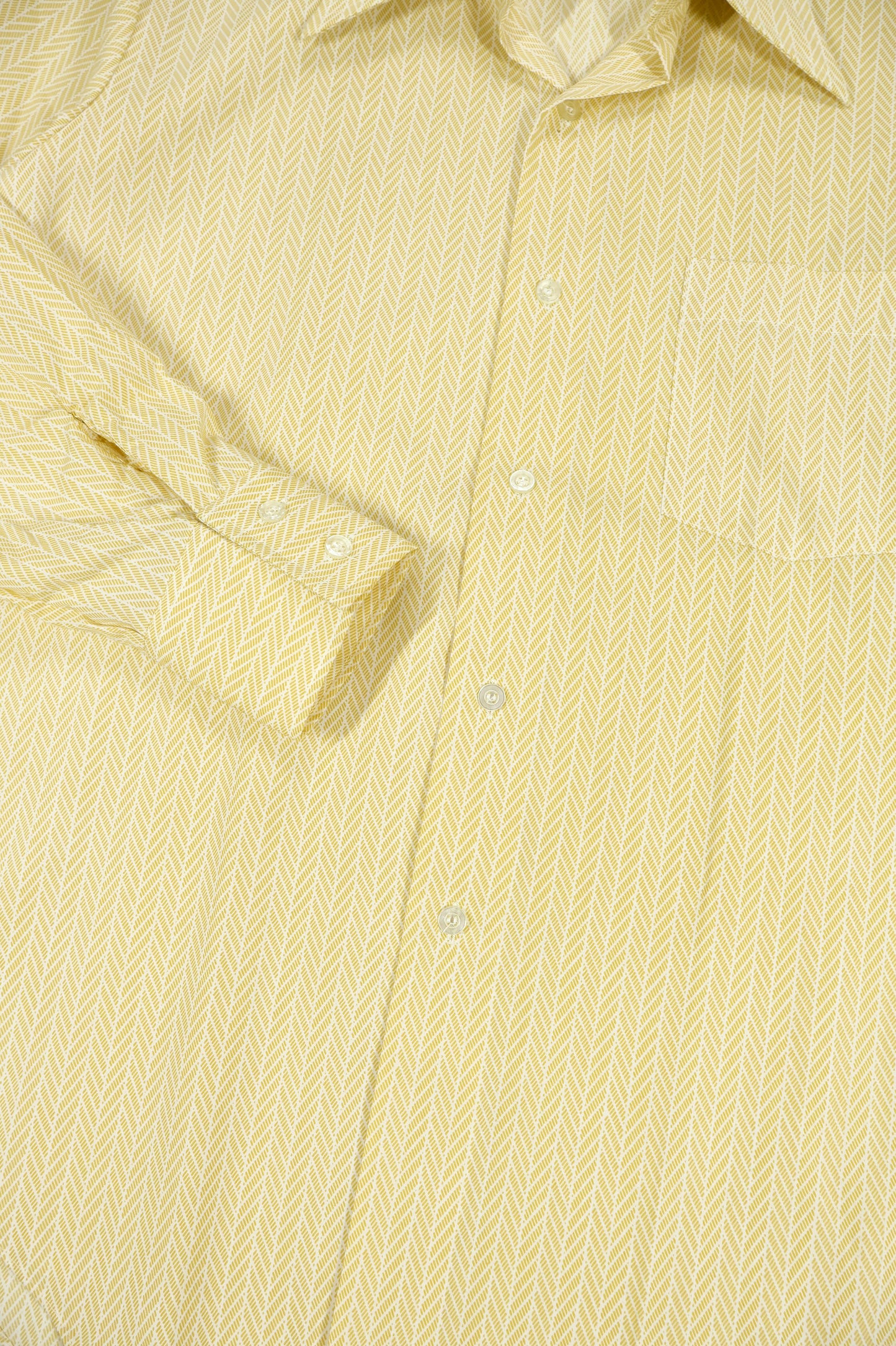 Vintage Herringbone Pattern Button-Down Shirt Image 3