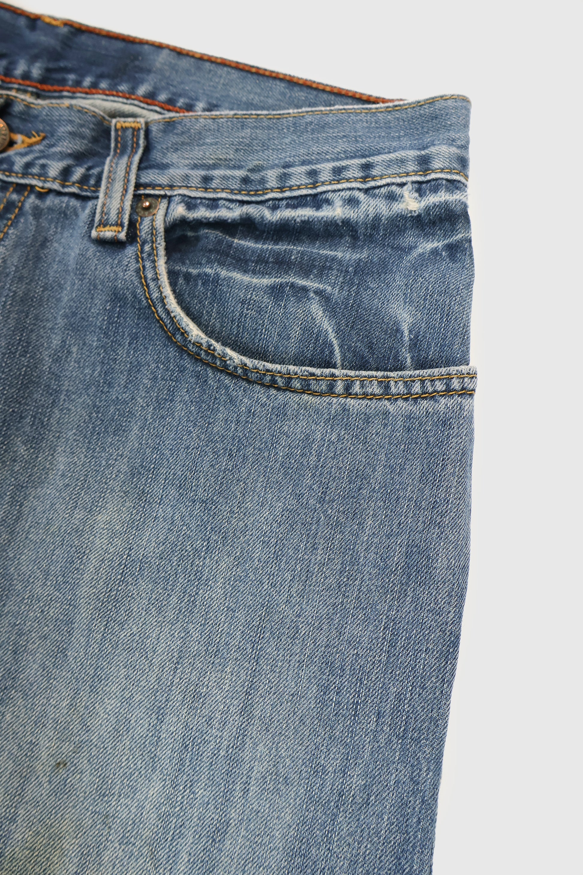 Vintage Levi's 559 Jorts Image 8