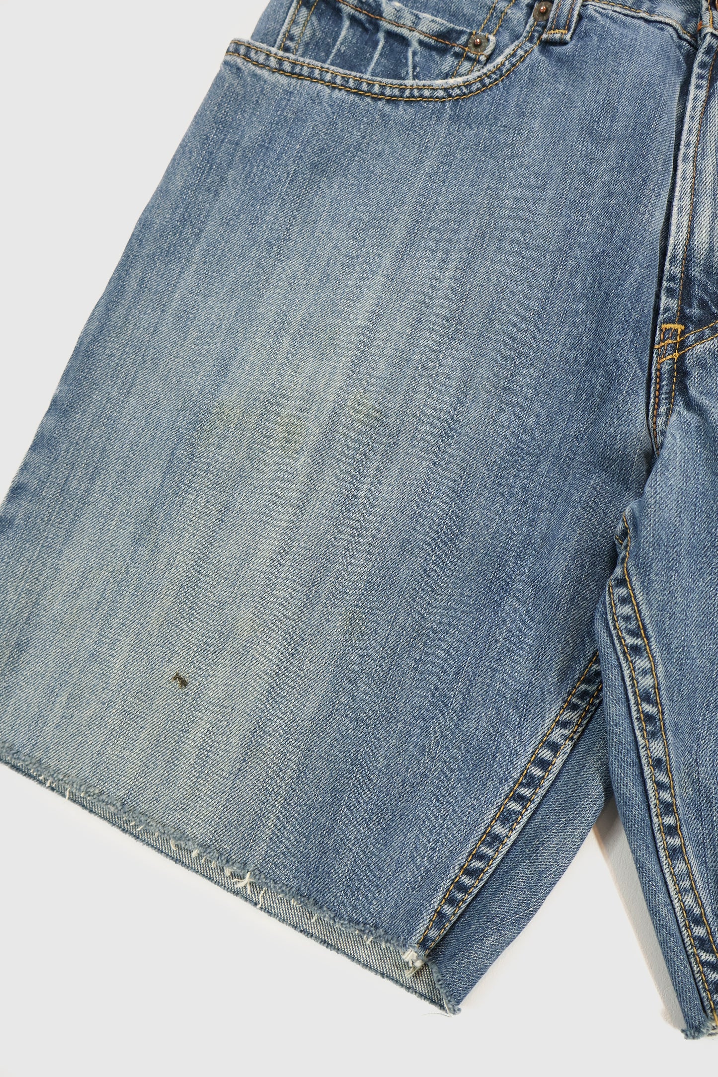 Vintage Levi's 559 Jorts Image 7