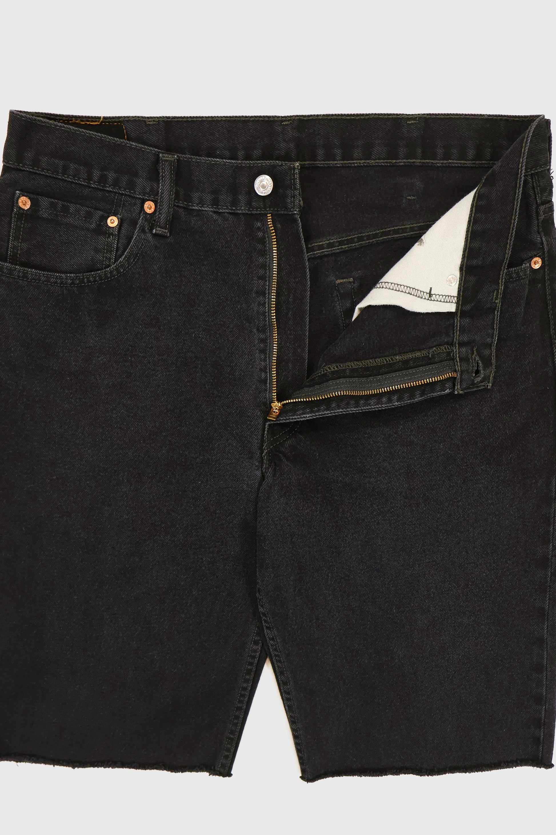 Vintage Levi's 550 Relaxed Fit Shorts Image 3