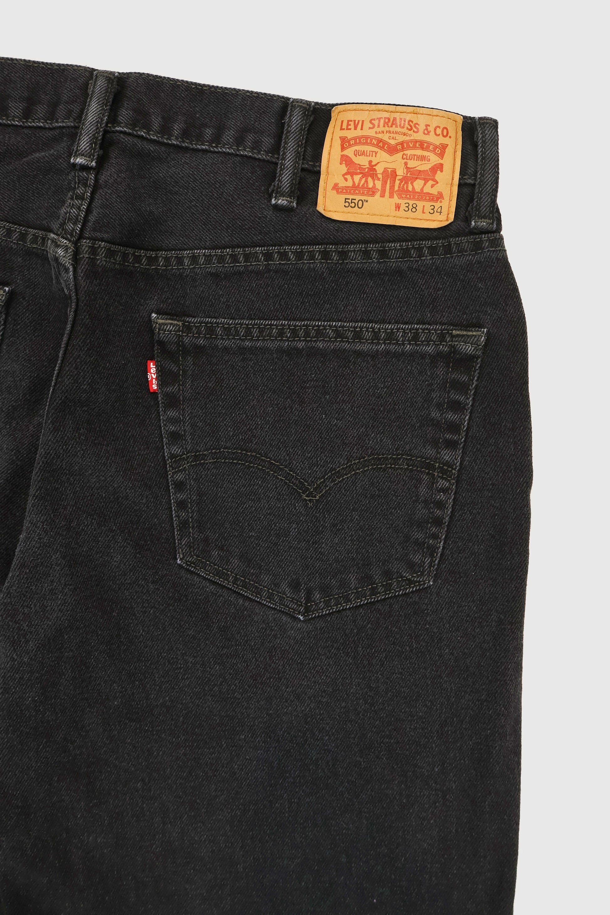 Vintage Levi's 550 Relaxed Fit Shorts Image 4