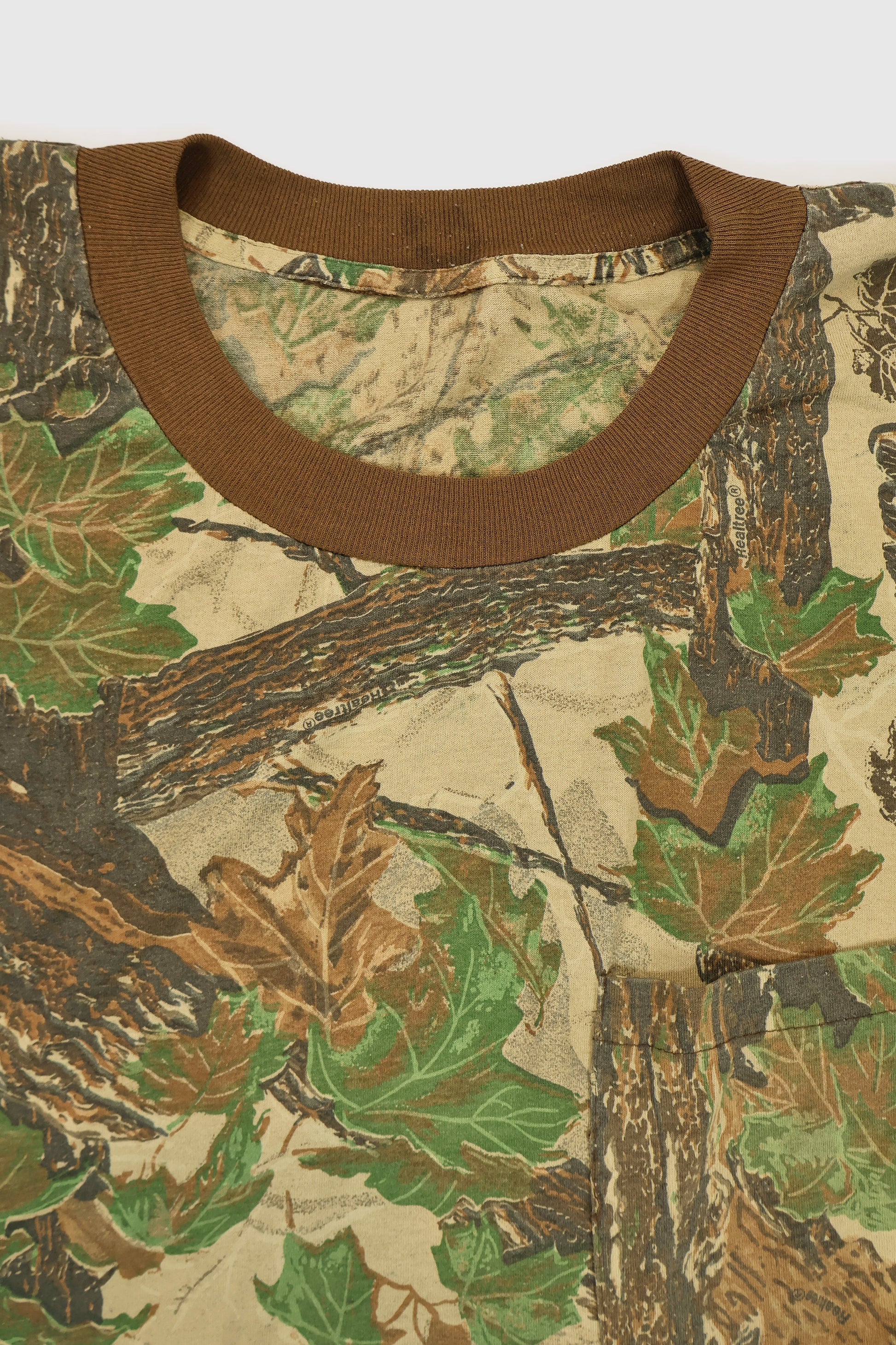 Vintage Realtree Camo Tee Image 2