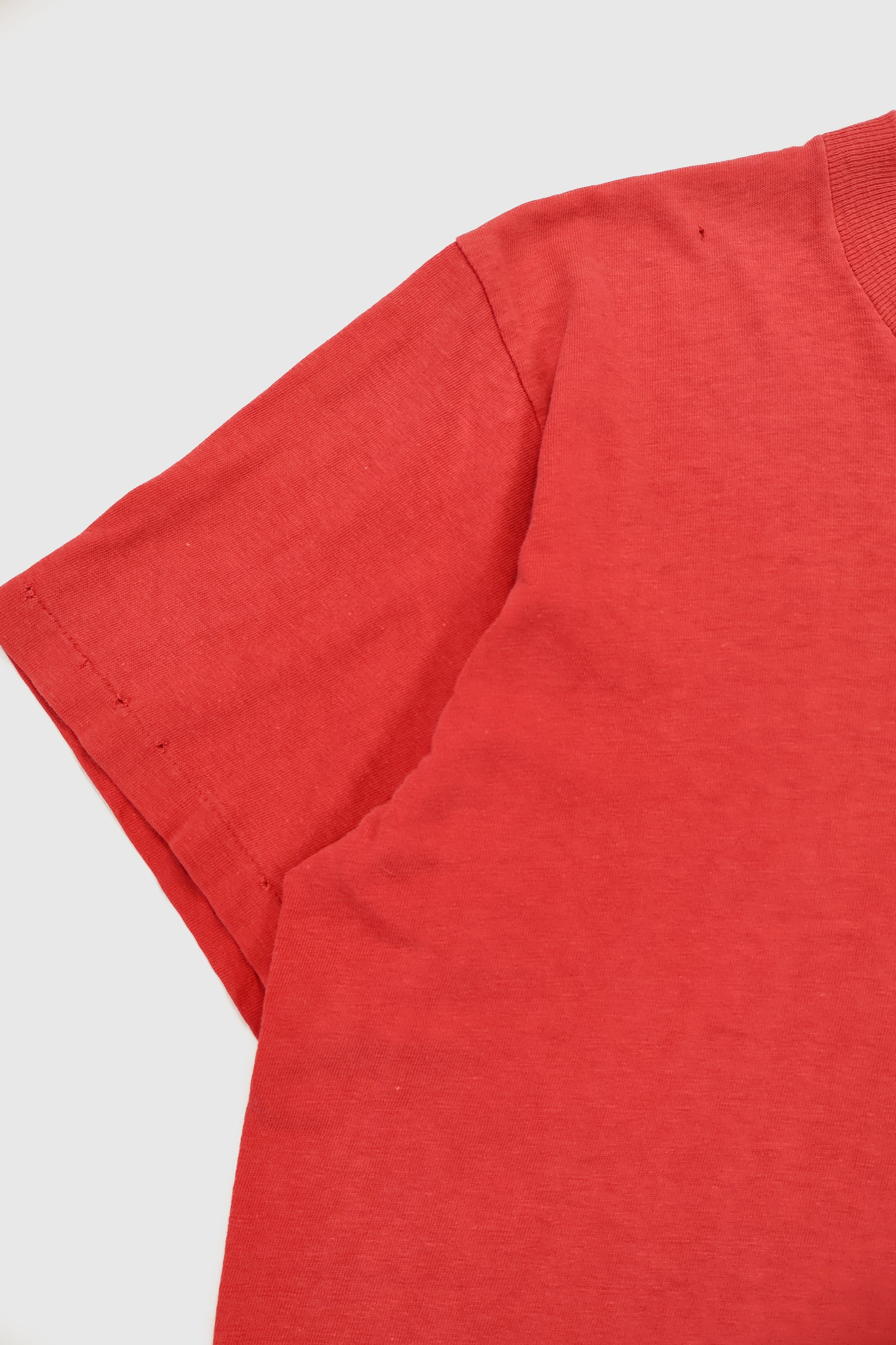 Vintage Holiday Island Tee Image 5