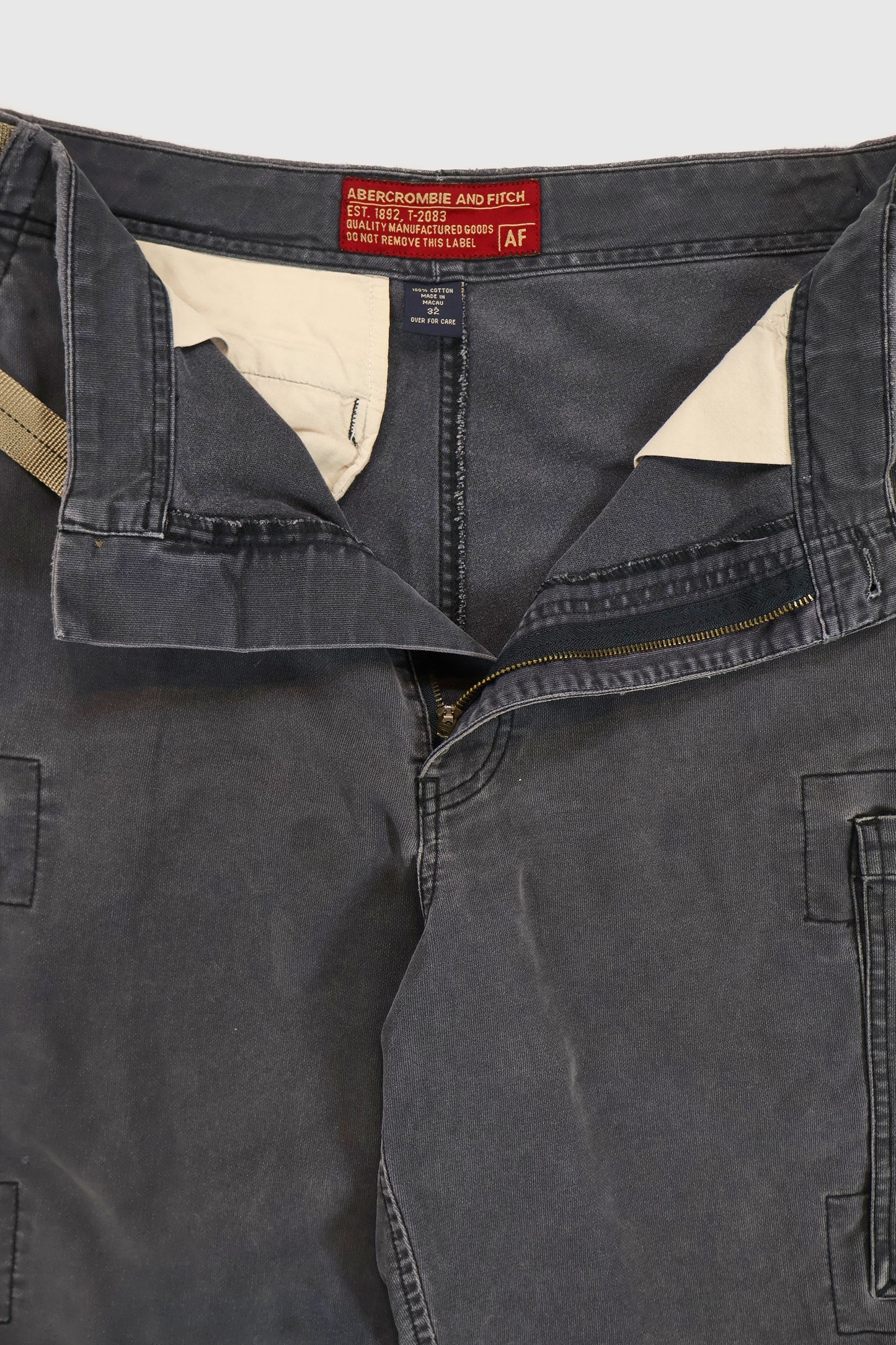 Vintage Y2K Abercrombie & Fitch Cargo Shorts Image 3