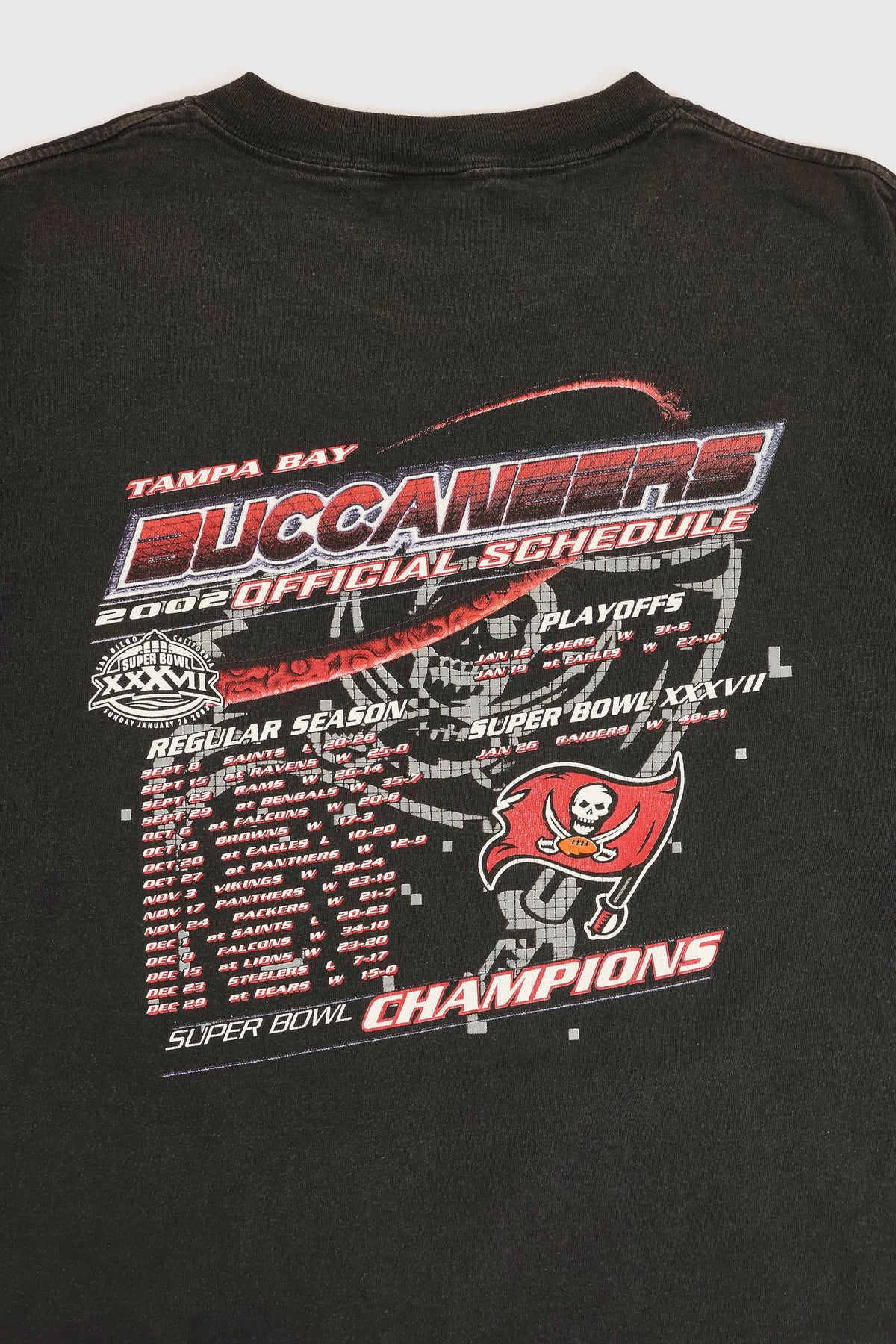 Vintage Tampa Bay Buccaneers Super Bowl XXXVII Champions Tee Image 7