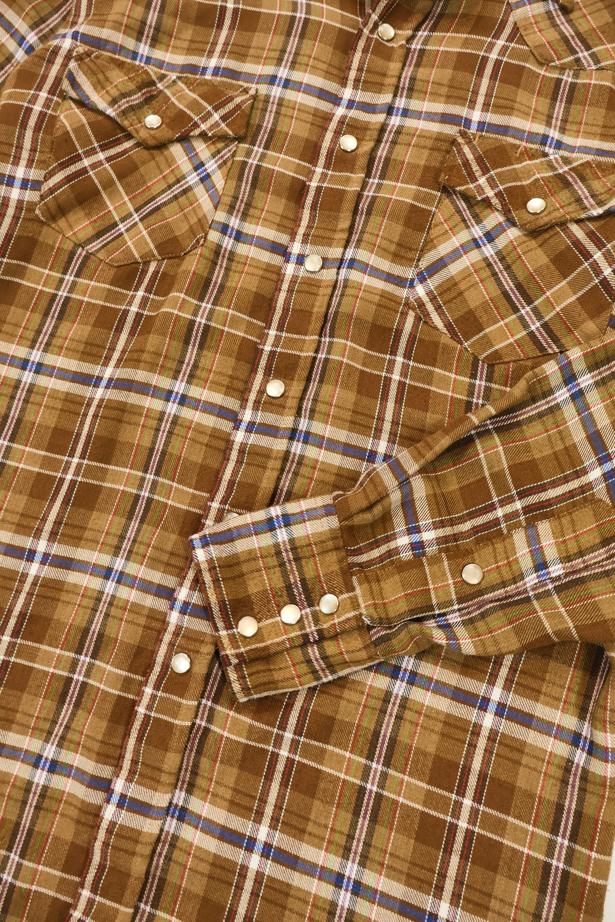 Vintage Lightweight Western Snap Button-Down Shirt Image 3
