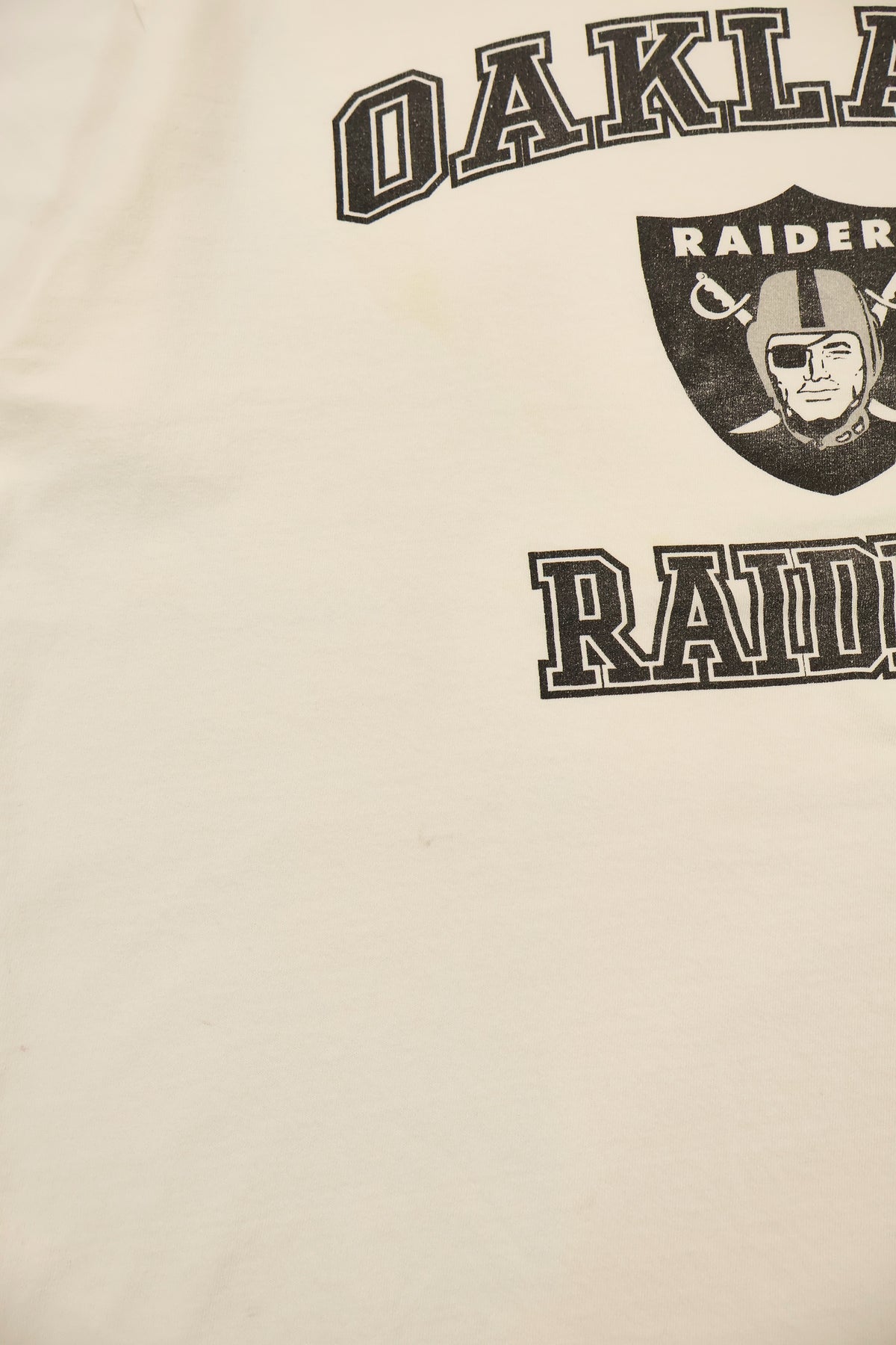 Vintage Oakland Raiders Tee Image 4