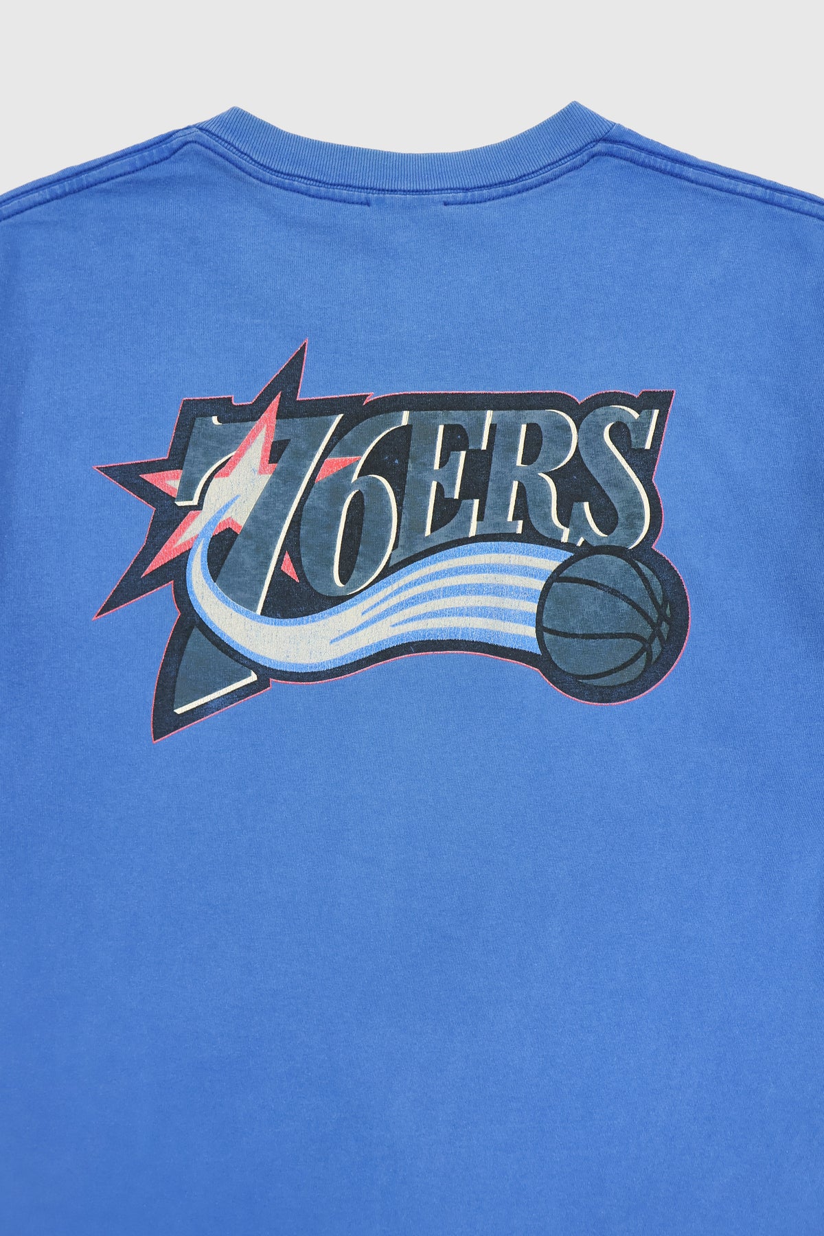 Vintage Philadelphia 76ers Tee Image 5