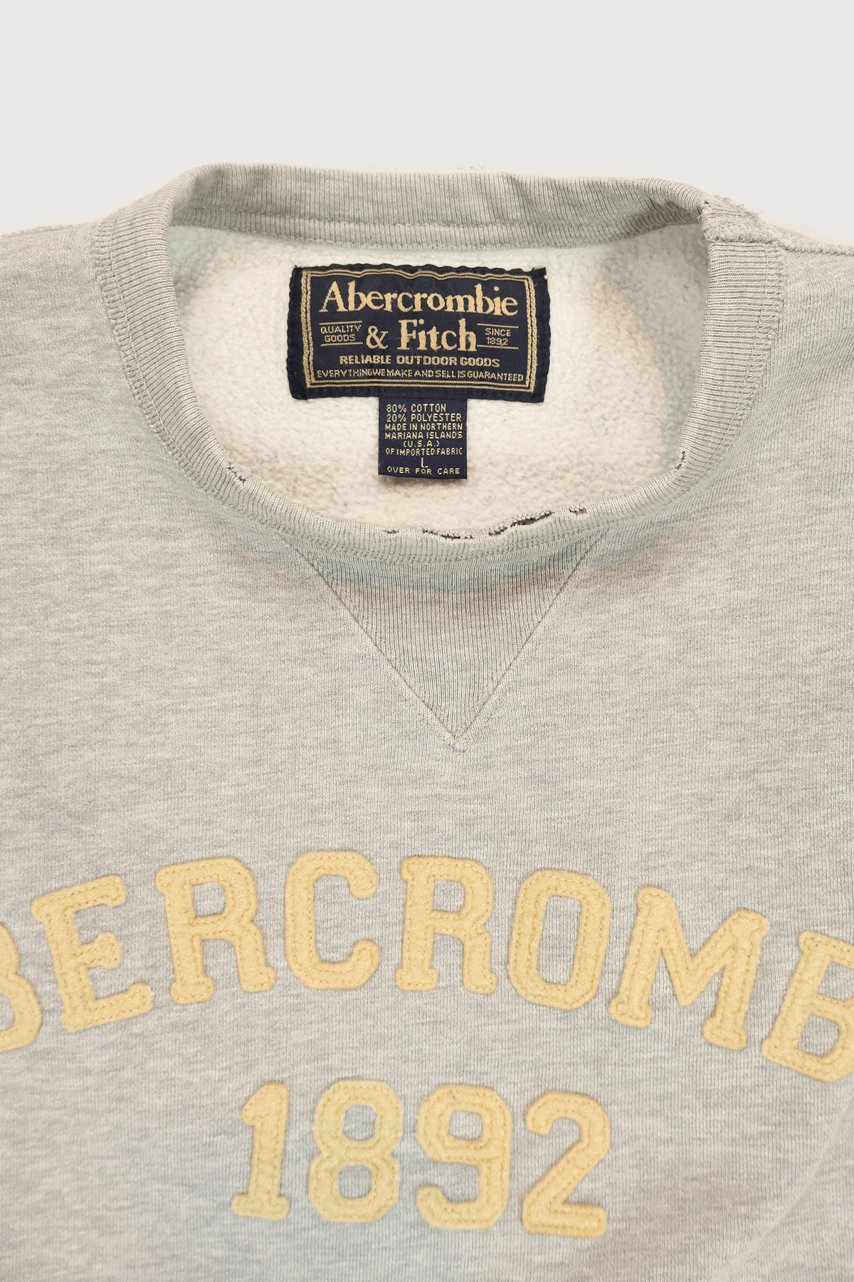 Vintage Y2K Abercrombie & Fitch Crewneck Image 2