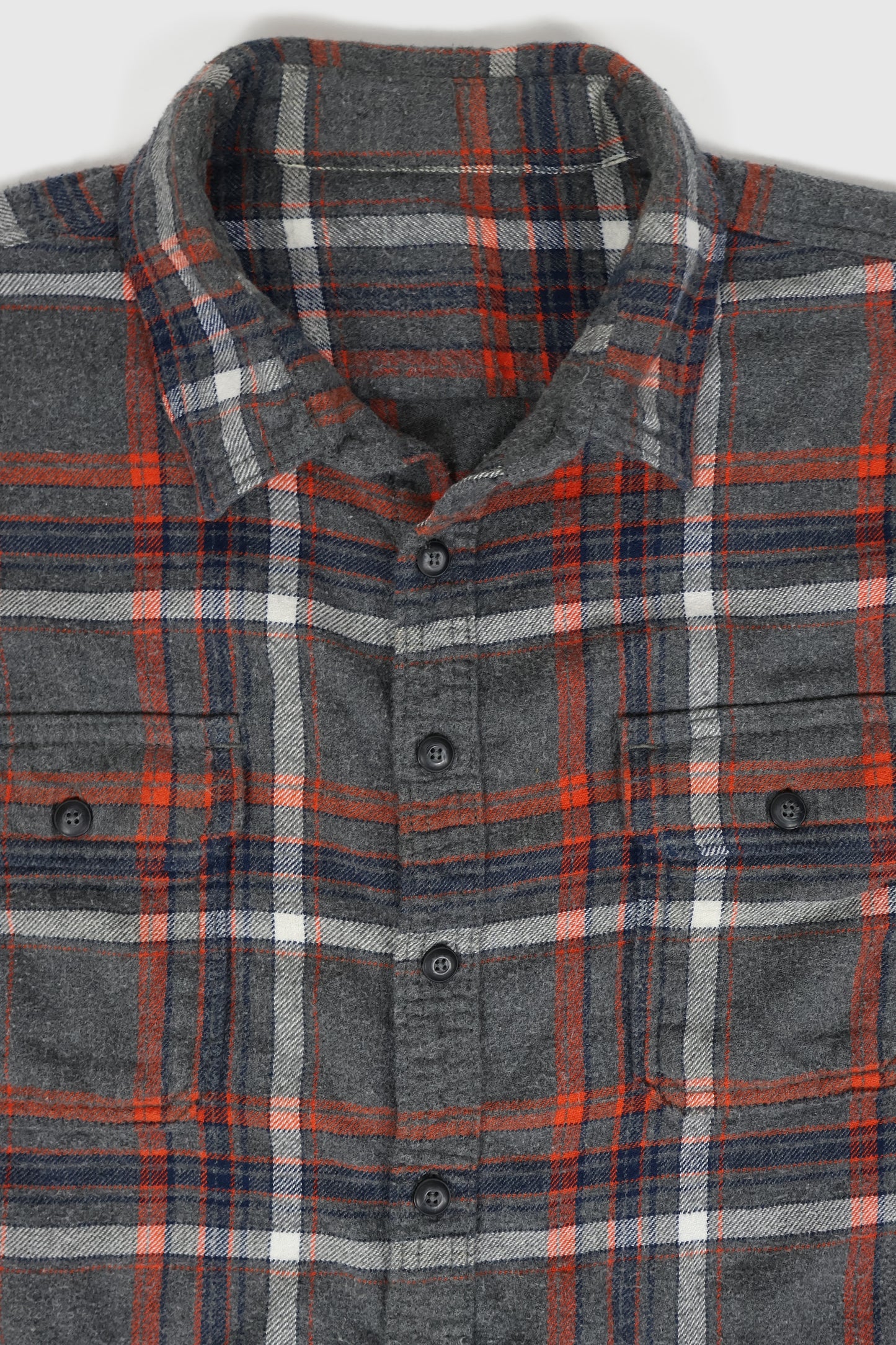 Vintage Sleeveless Flannel Button-Down Shirt 02