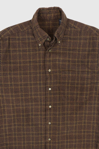 Vintage Plaid Button-Down Shirt 02