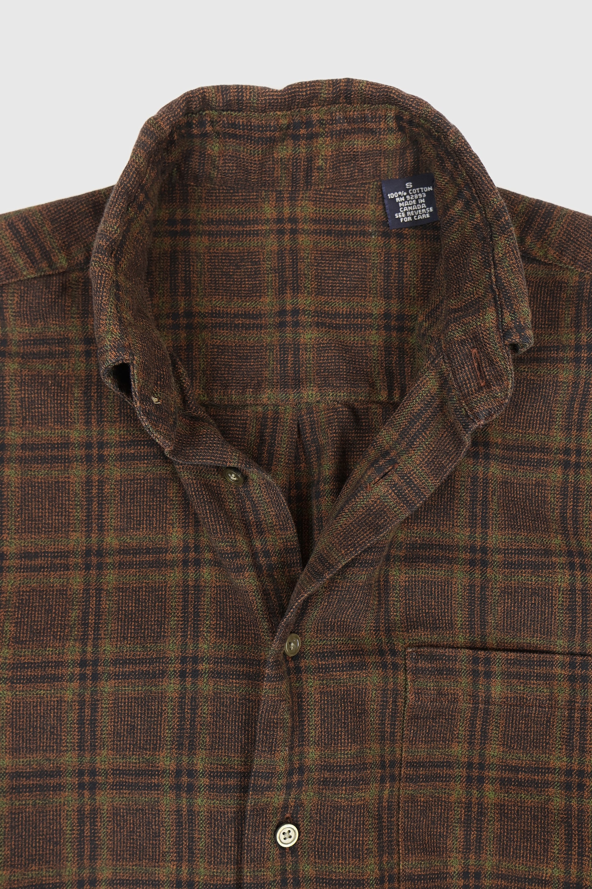 Vintage Plaid Button-Down Shirt 02 Image 2