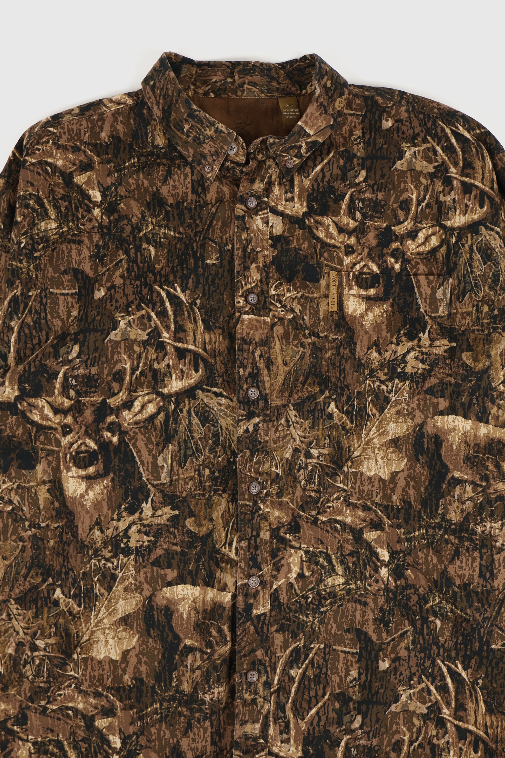 Vintage Buck Pattern Button-Down Shirt Image 1