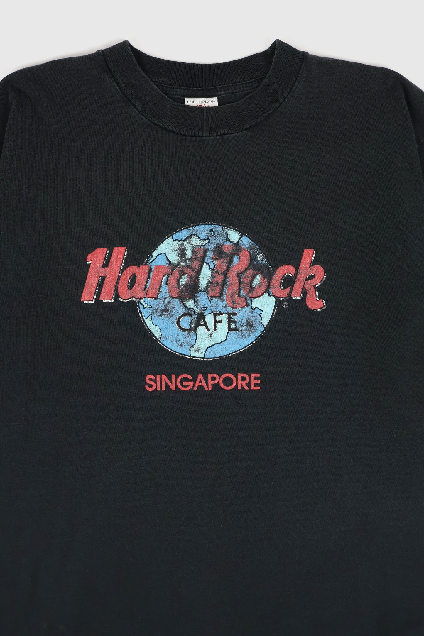 Vintage Hard Rock Café Singapore Tee Image 1