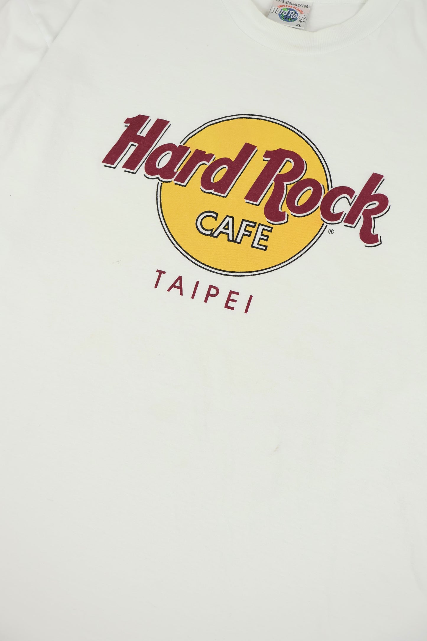 Vintage Hard Rock Café Taipei Tee Image 3