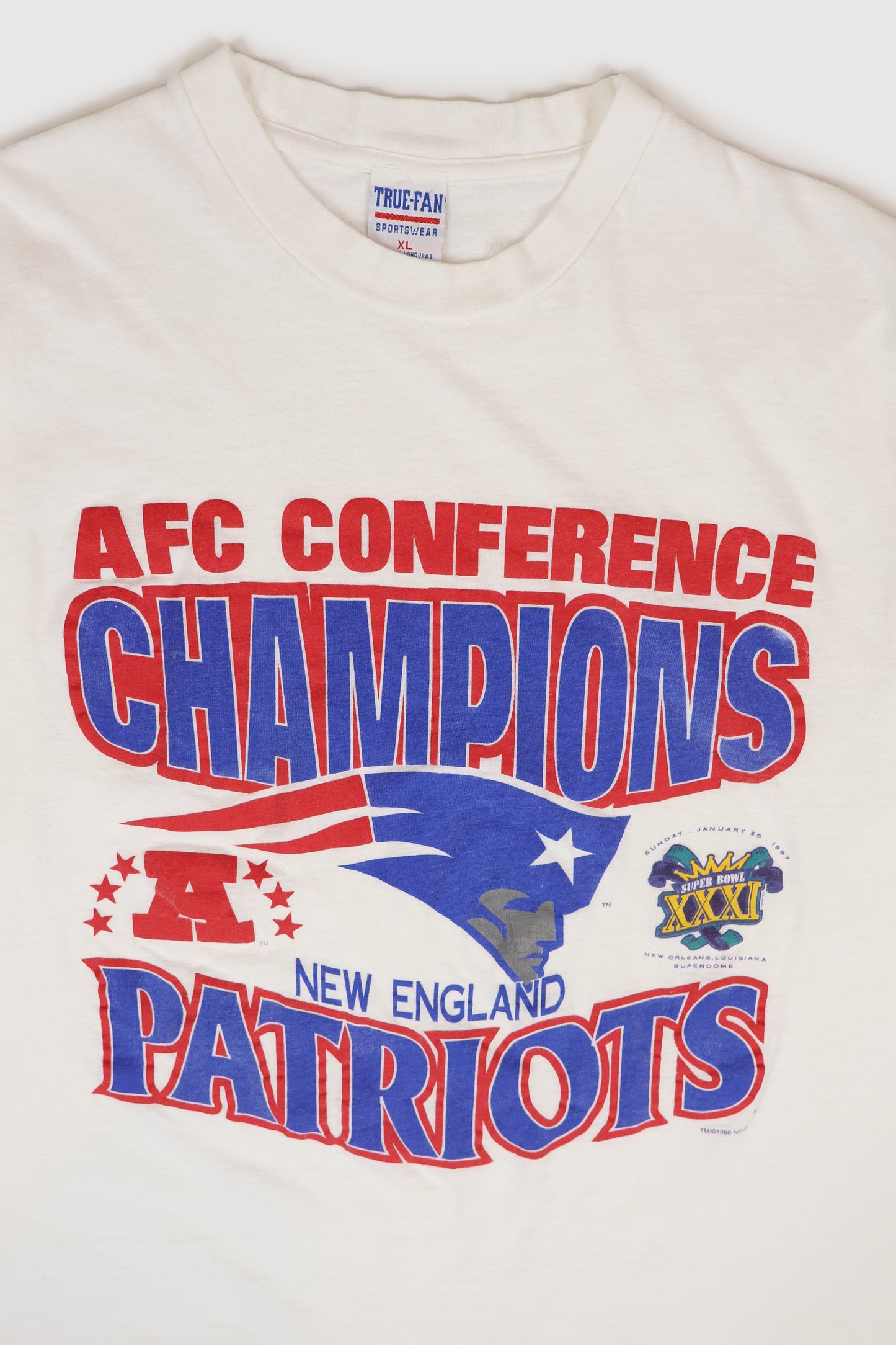 Vintage New Enland Patriots Super Bowl XXXI AFC Champions Tee Image 1