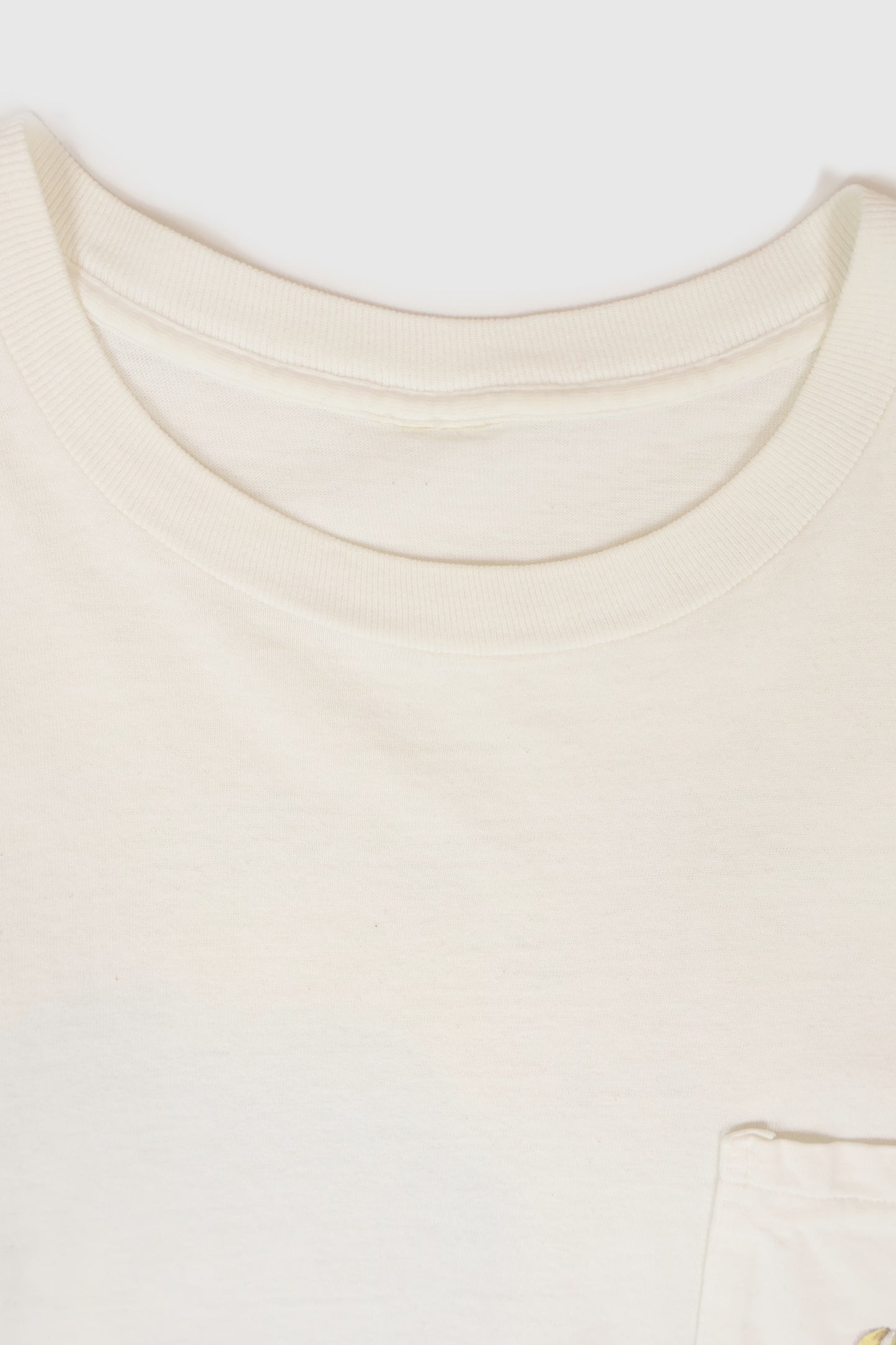 Vintage Banana Republic Travel Clothing Kangaroo Tee Image 3