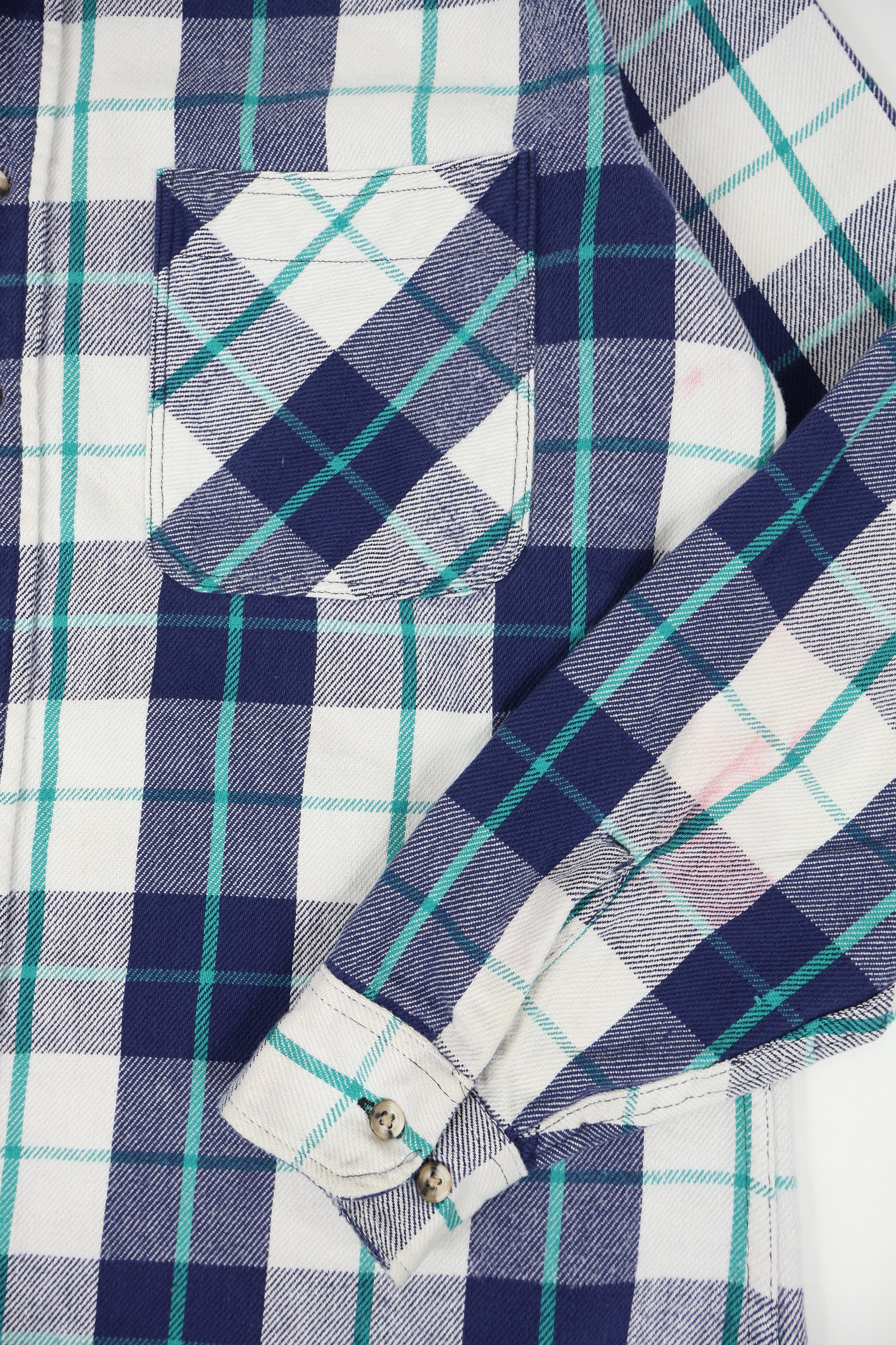 Vintage Plaid Button-Down Shirt Image 4